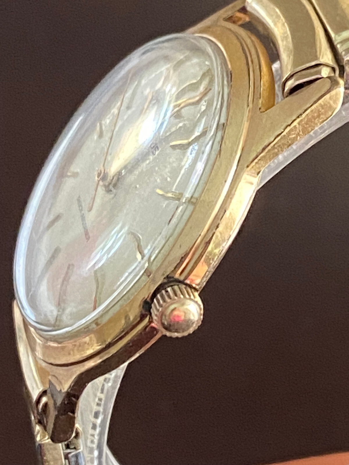 VINTAGE MEN’S BENRUS WRIST WATCH, MODEL DR2F, KEEPING TIME, VERY NICE CONDITION