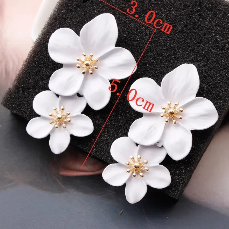 White Gold Tone Flower Drop Earrings Women Painted Metal Floral Classic Jewelry