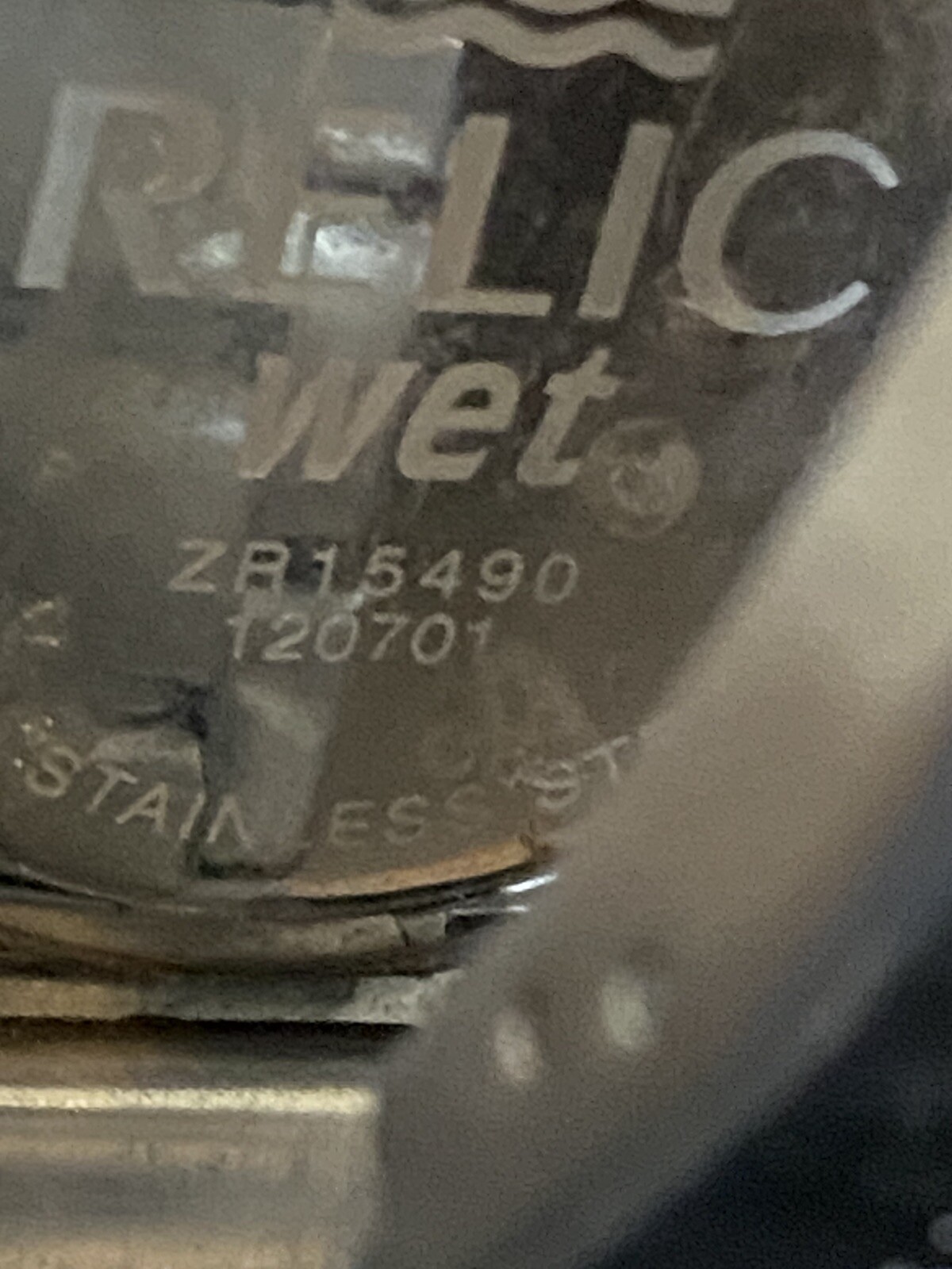 Men’s Relic Watch, Large Chronograph STYLE ZR15490 Water resistant 165 ft w/tin