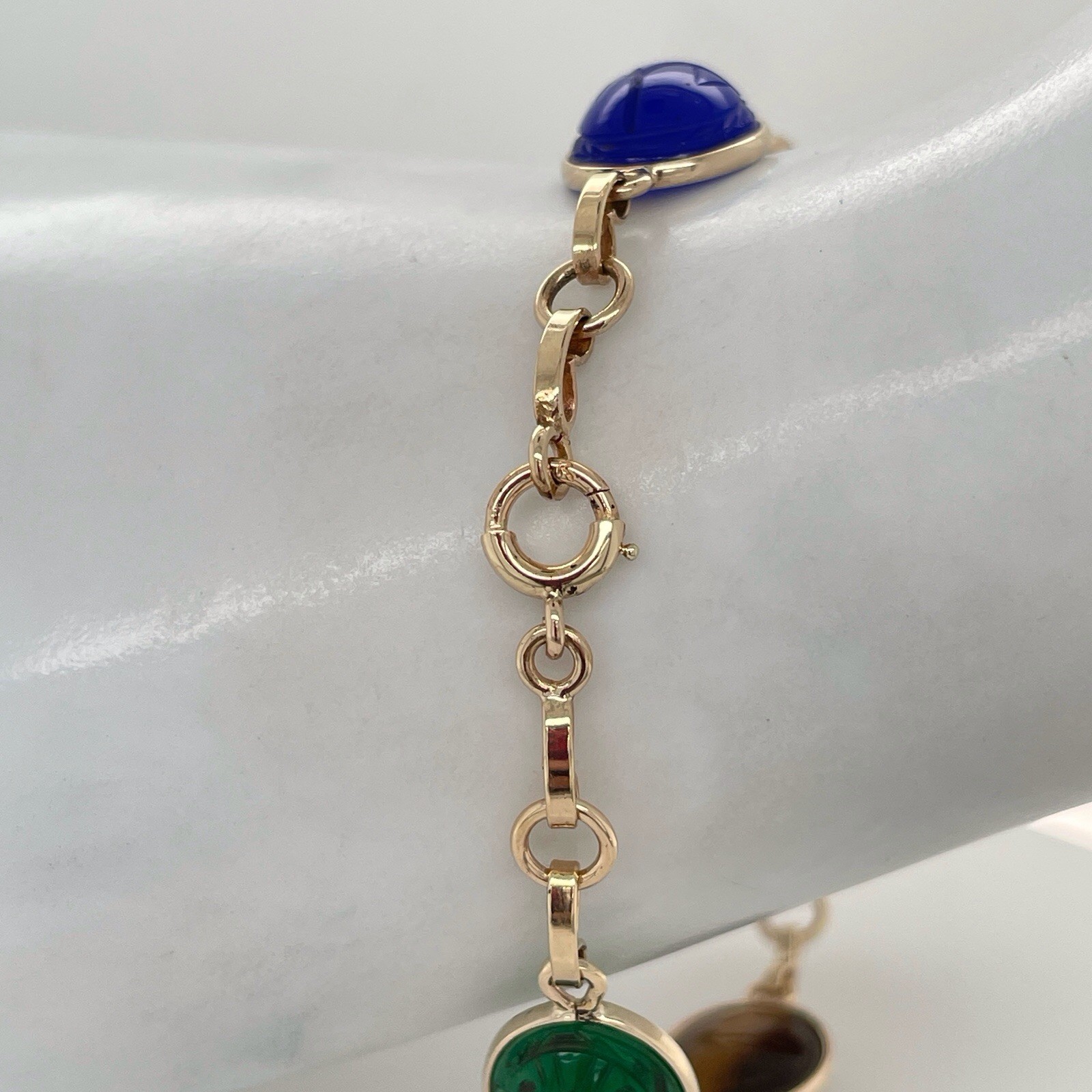 14k Yellow Gold Bezel Set Oval Multi Gemstone Scarab Bracelet 7 3/8” – 8.6 Gr.
