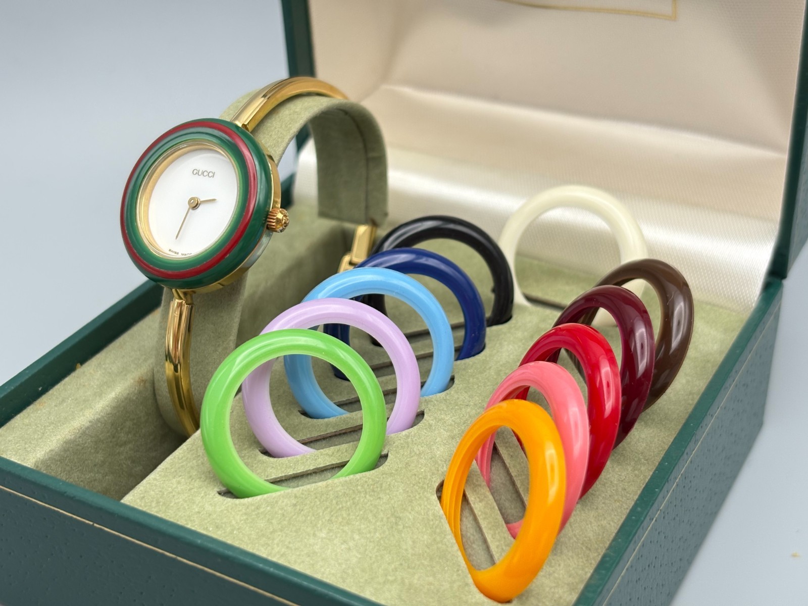 [Near Mint W/Box] Gucci Change Bezel 11/12 Women Watch Gold 12 Colors Auth