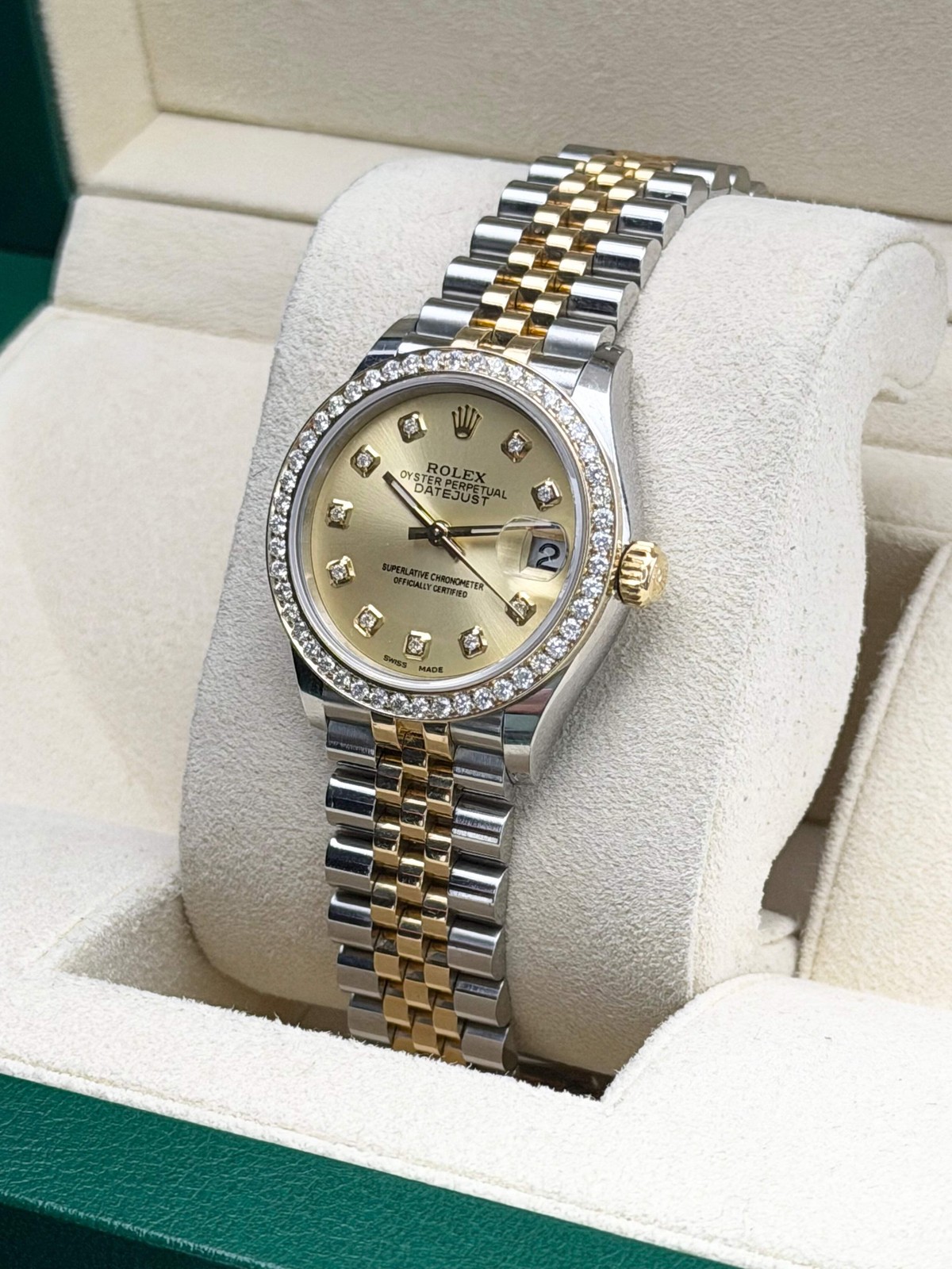 2021 Rolex Date-Just 31 Champagne Diamond Bezel & Diomand Dial 278273 31mm 18K Y