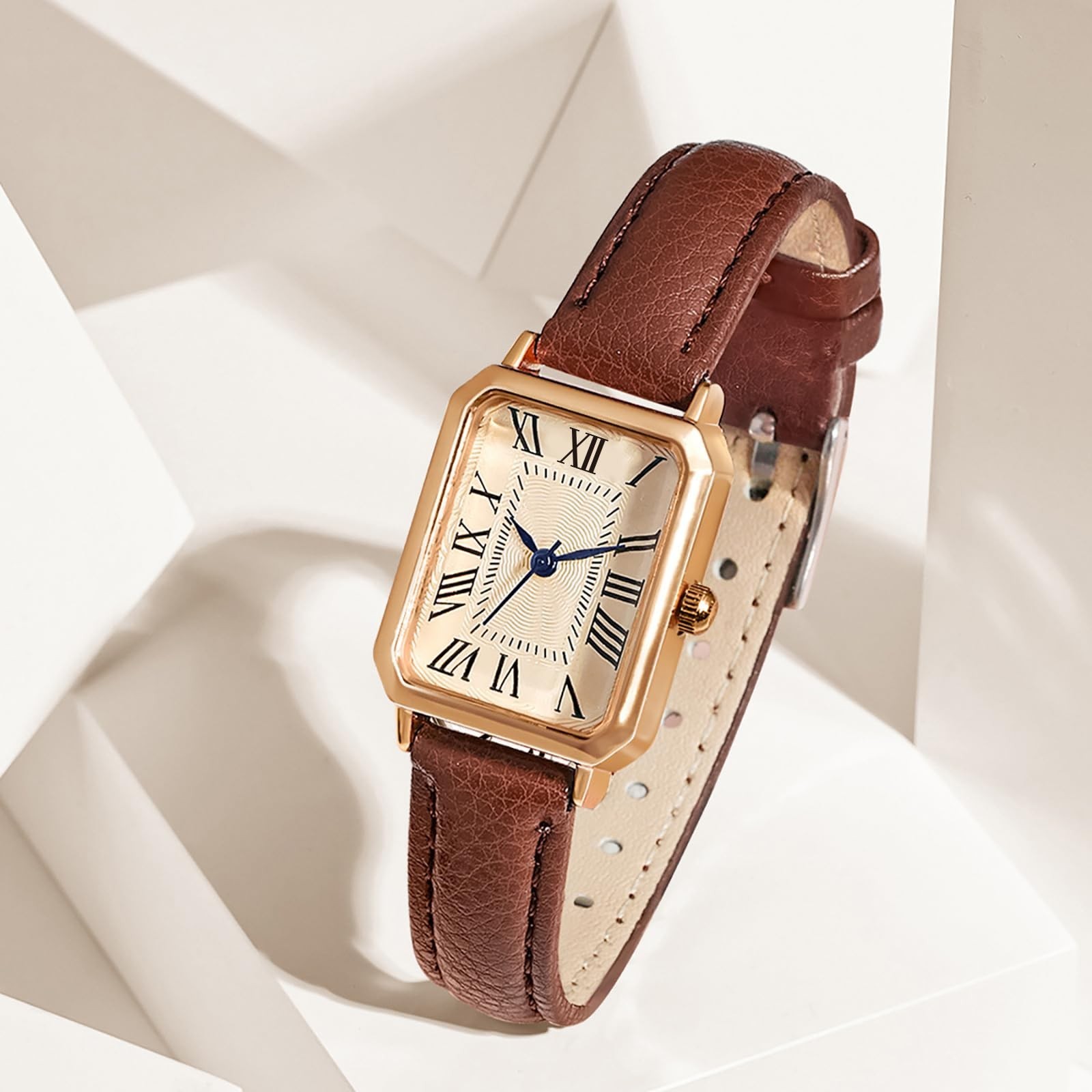 Elegant Leather Strap Watch for Women – Vintage Rectangle Quartz Wristwatch, Dai