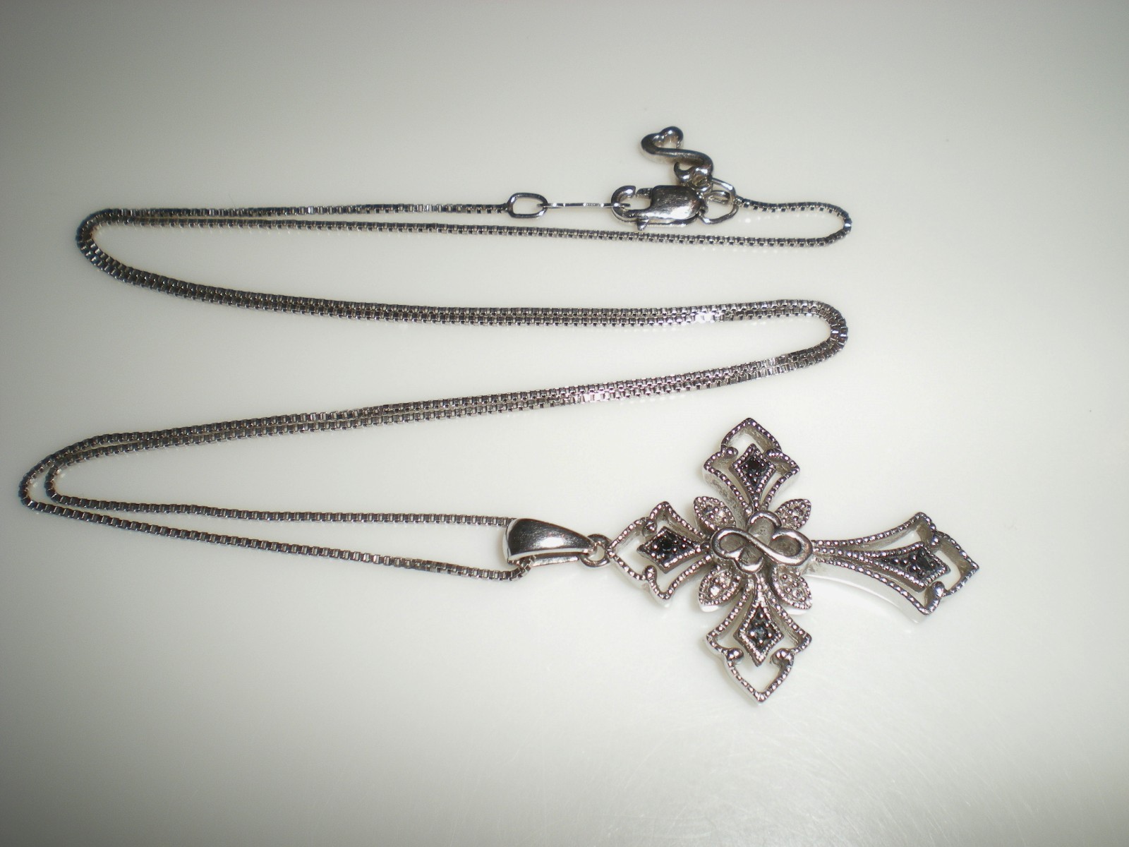 Jane Seymour SS Open Hearts Gothic CROSS 1/6ct Diamond Necklace 💎 KAY BOX 💎