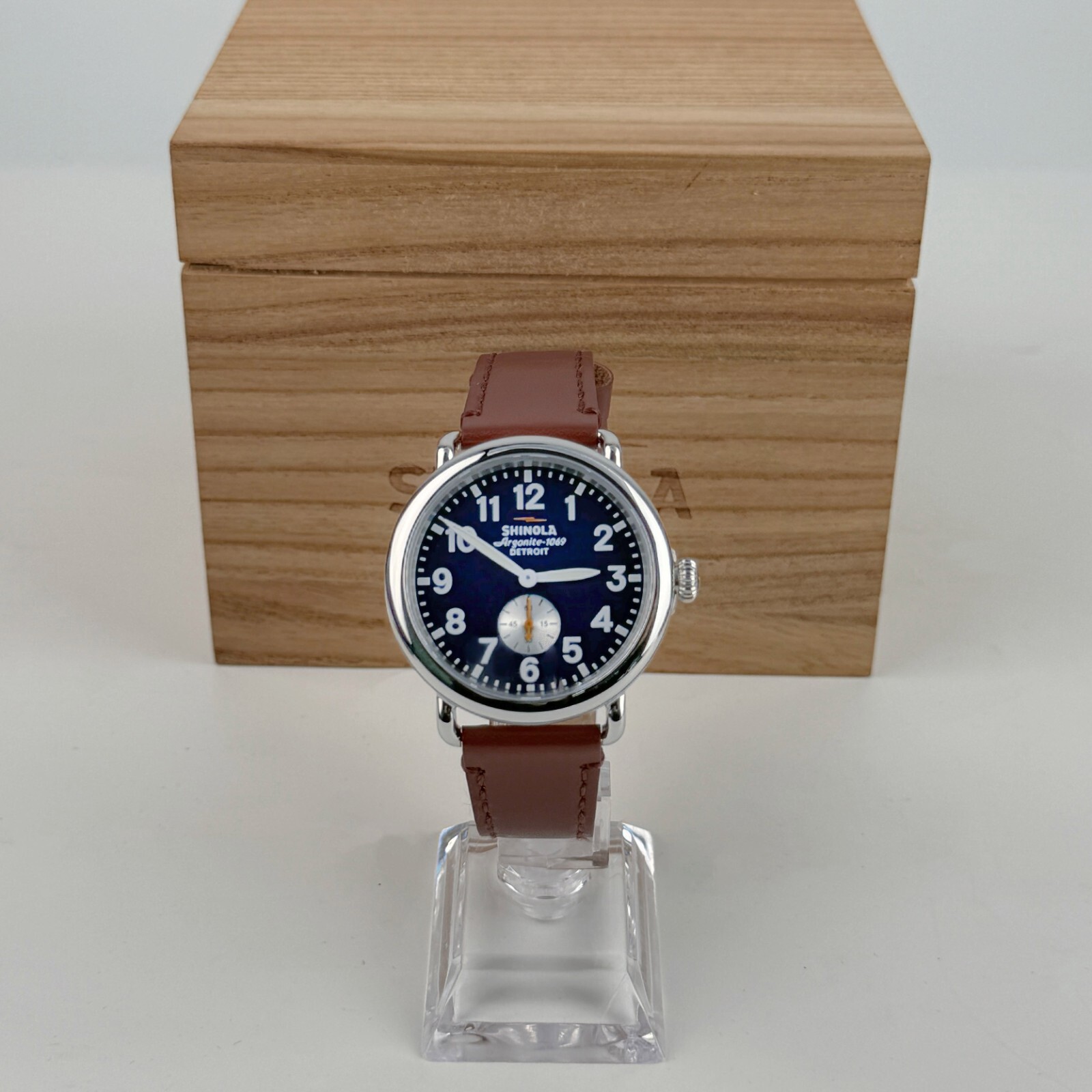 Shinola The Runwell Men’s Watch 41mm with Leather Strap Midnight Blue Dial