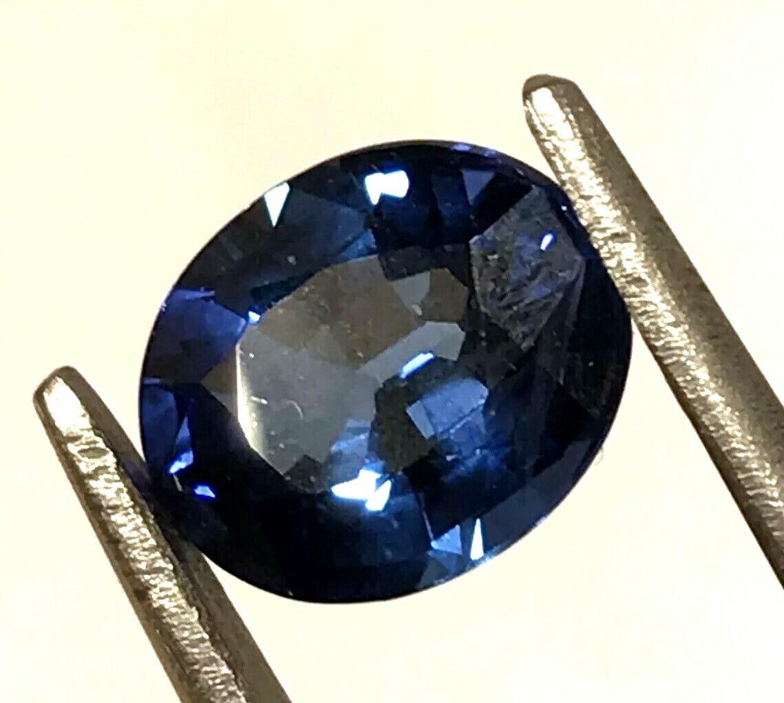 4.0 Ct Natural Blue Sapphire, Excellent Oval Cut , VS Clarity,9 mohs