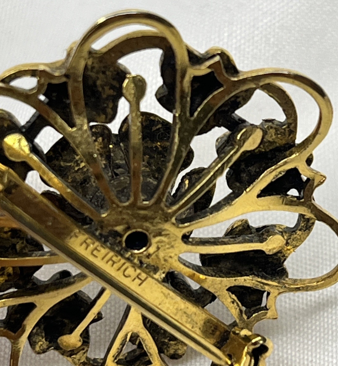 Vintage Wreath Leaves Brooch Singed~Freirich Gold Tone & Faux Pearl Victorian