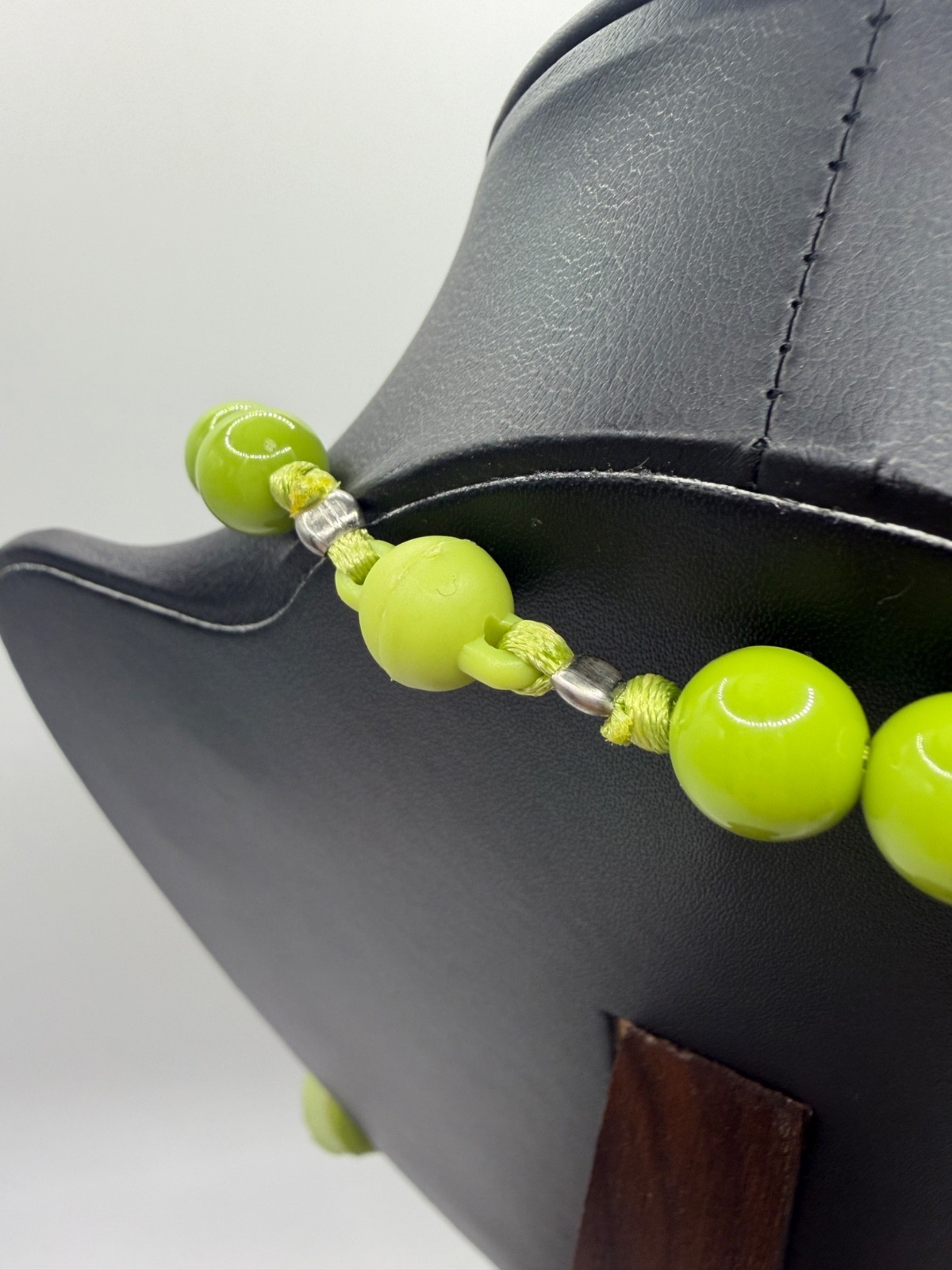 Lime Green Statement Necklace Chunky Graduated Beads Flower Accent Dopamine 21″