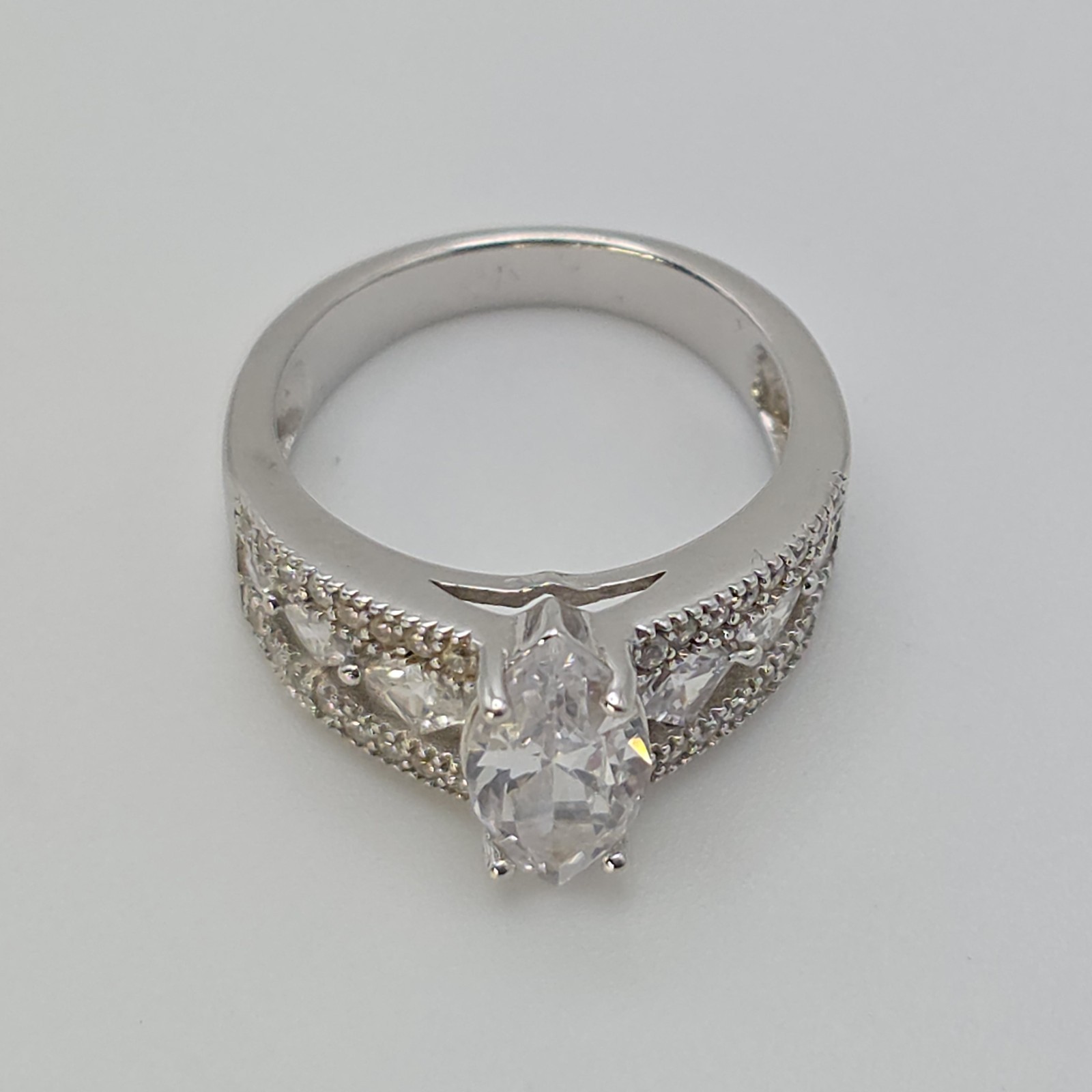 FUZION CREATIONS FZN Ring 925 Sterling Silver Marquise Cut Cubic Zirconia Size 7