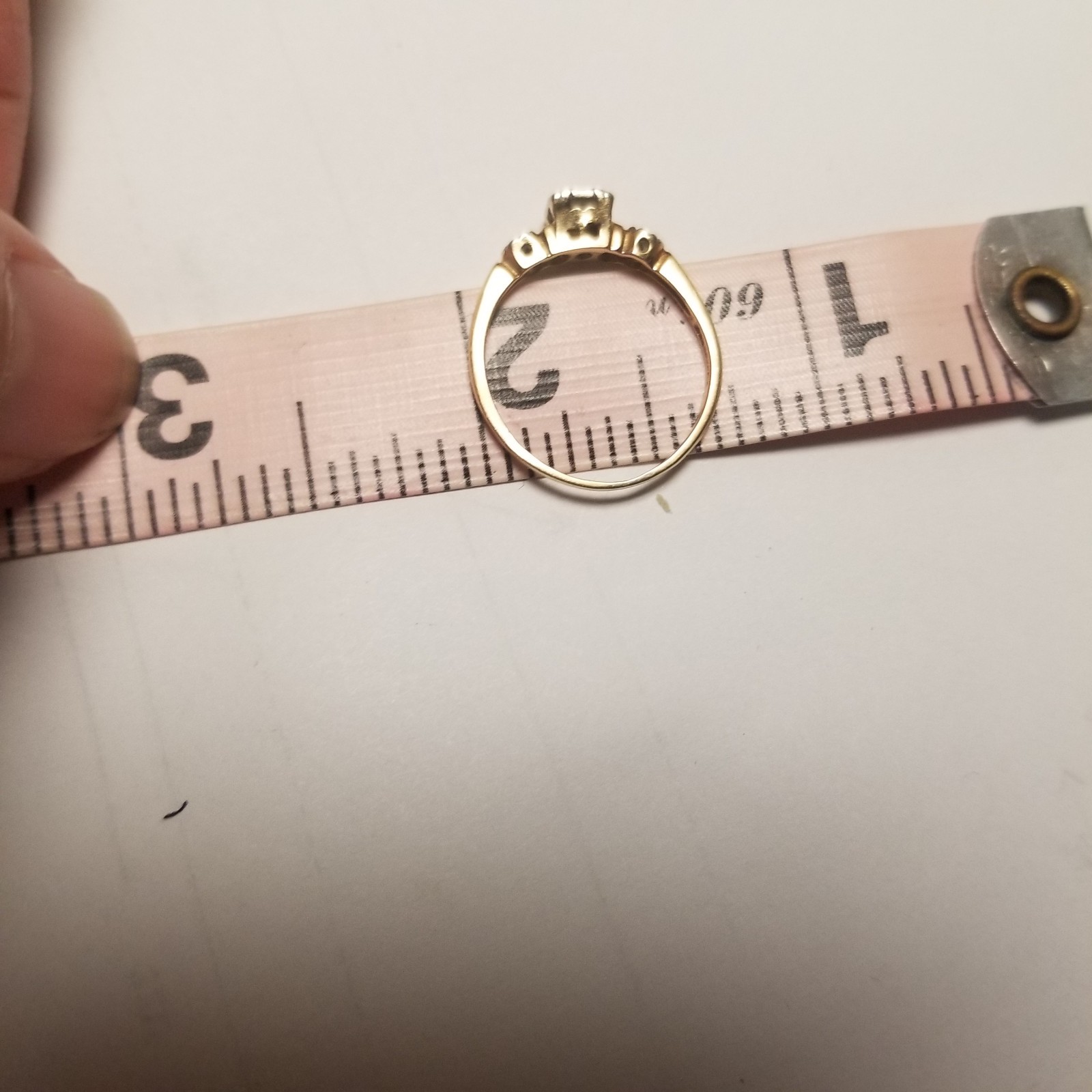 14K yellow gold 0.14ct G/SI round brilliant diamond sz 6.75