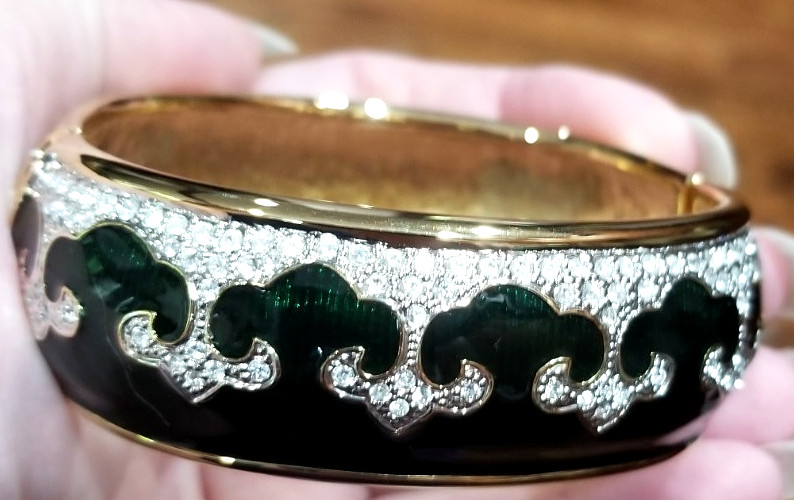 Bejeweled cuff bracelet with Green enamel and Gold tone metal Mint condition