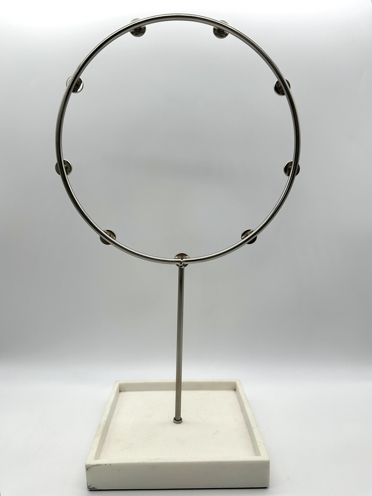 88 MAIN Circle Jewelry Stand w Base | Brushed Nickel | 8.9″x16″x6″ |