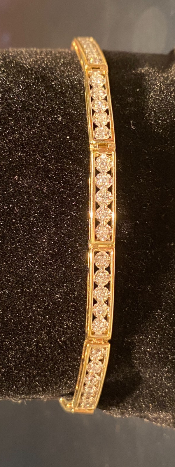 10k Yellow Gold & Diamond Station Link Bracelet Prong Set 4.5mm 7.5″ 8.45g