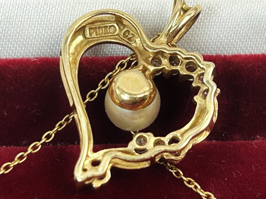 10 kt Yellow Gold Cultured Pearl & CZ Heart Pendant Stamped 10k CZ