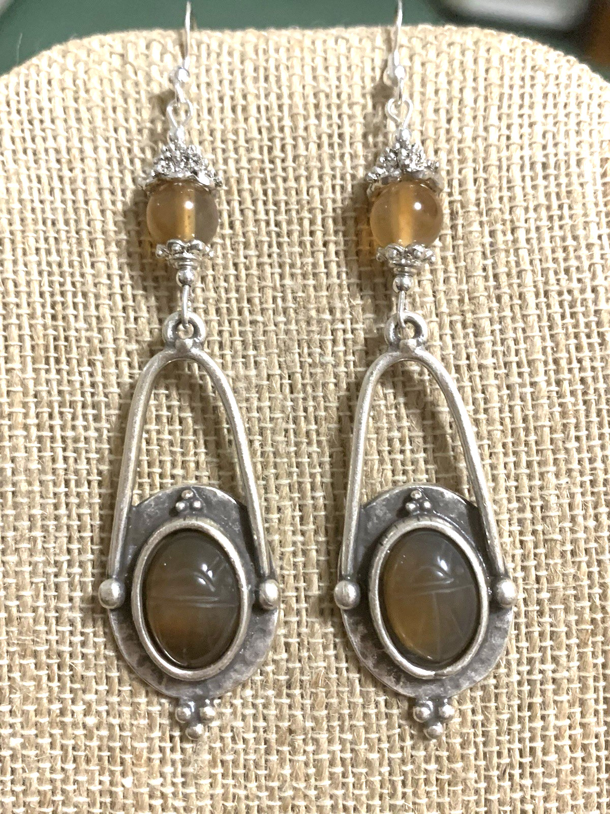 ON SALE*HANDCRAFTED EGYPT CARVED VTG. AMBER CHALCEDONY SCARAB EARRINGS-NEW.s