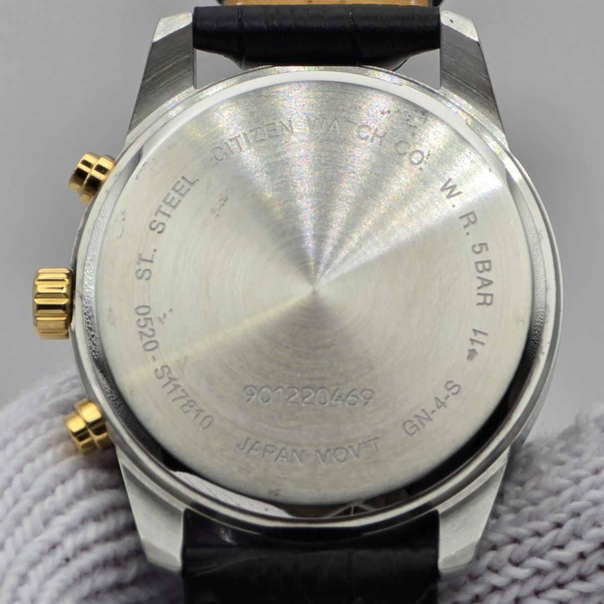 Citizen F16-3724-081-051-052 Quartz (Battery) Stainless Steel Black NOS