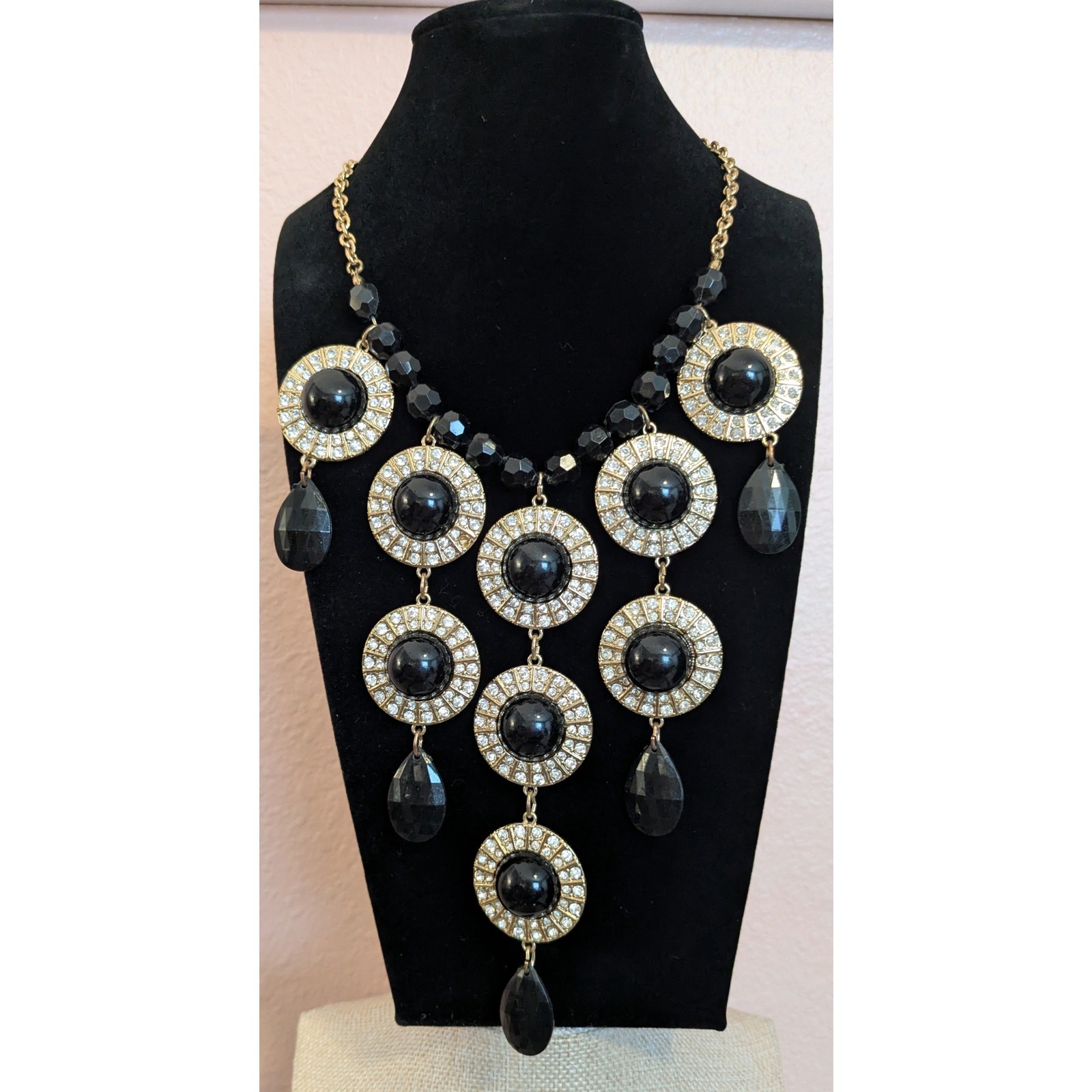 CATO Fashion Black and Gold Statement Necklace