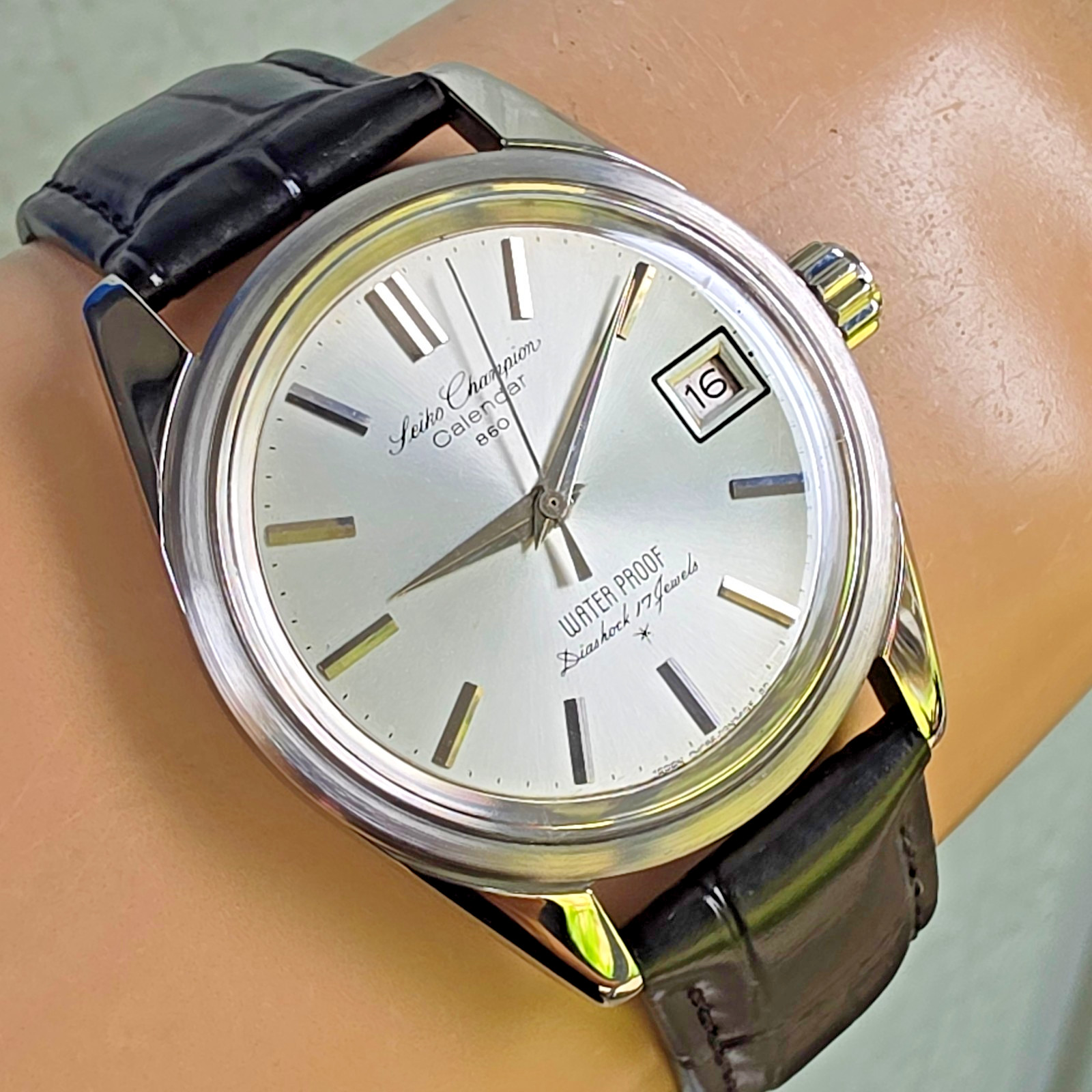 vintage Seiko Champion Calendar 860 men’s manual wind watch December 1963