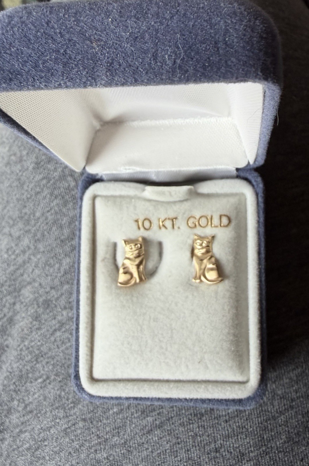 Real 10K Solid Yellow Gold 12.7MM Diamond Cut Small Cat Kitten Stud Earrings