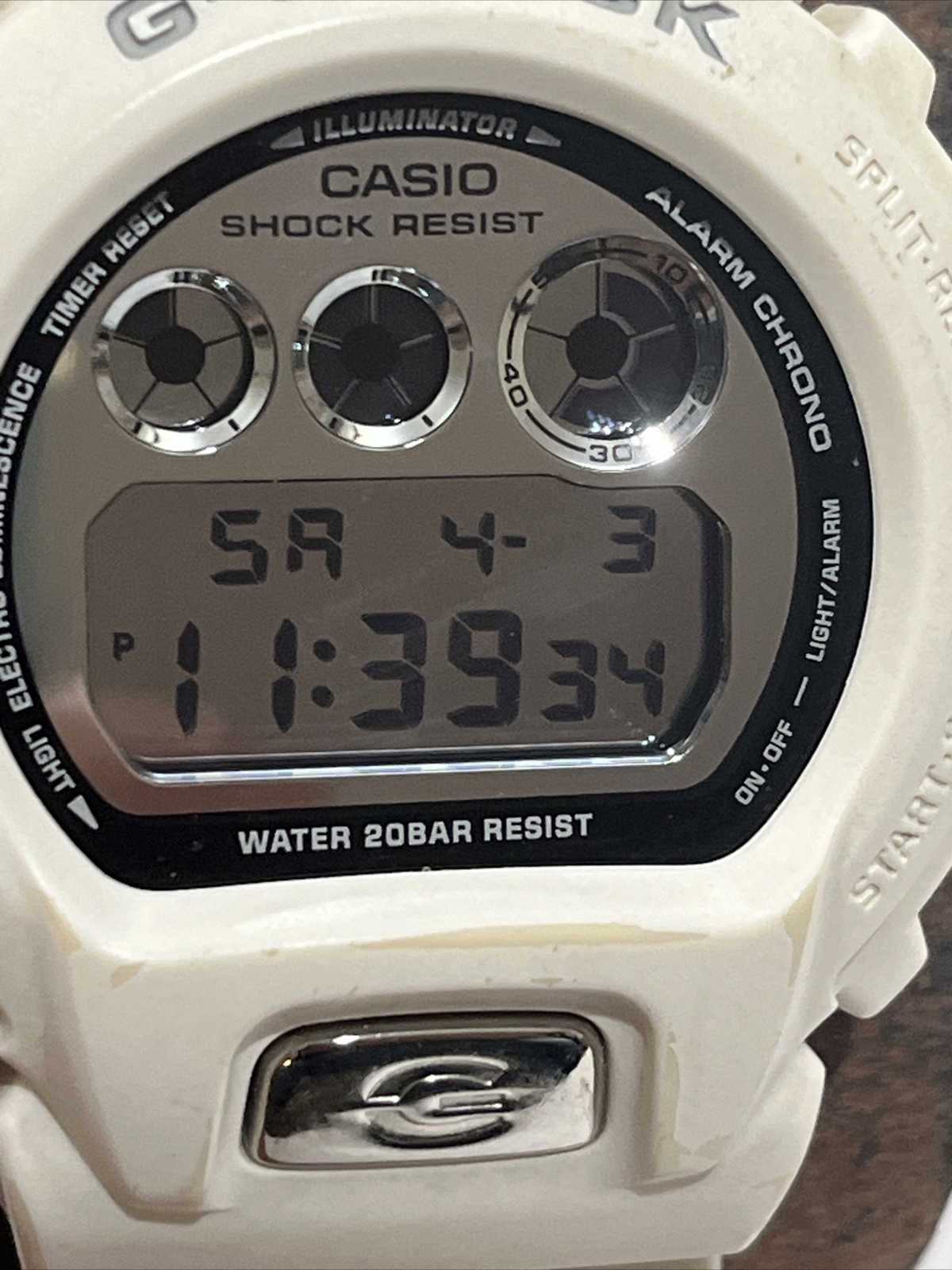 CASIO G-SHOCK 3230 DW-6900MR QUARTZ DIGITAL DISPLAY WATCH W/ New Battery!