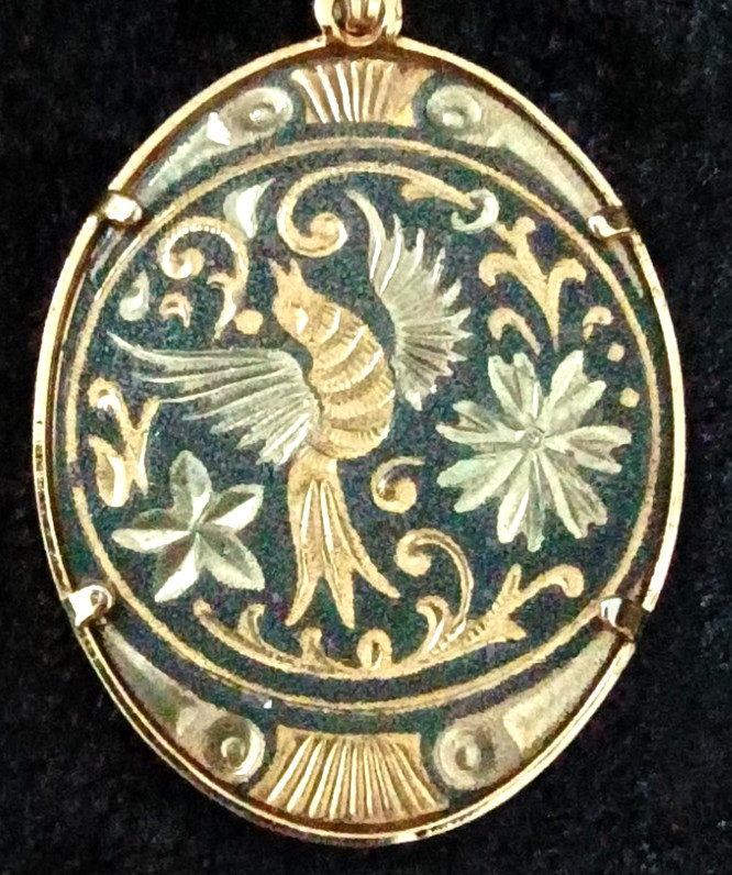 Damascene Unusual Oval Pendant Bird Flowers Scrollwork 24 KT Inlay Midas Spain