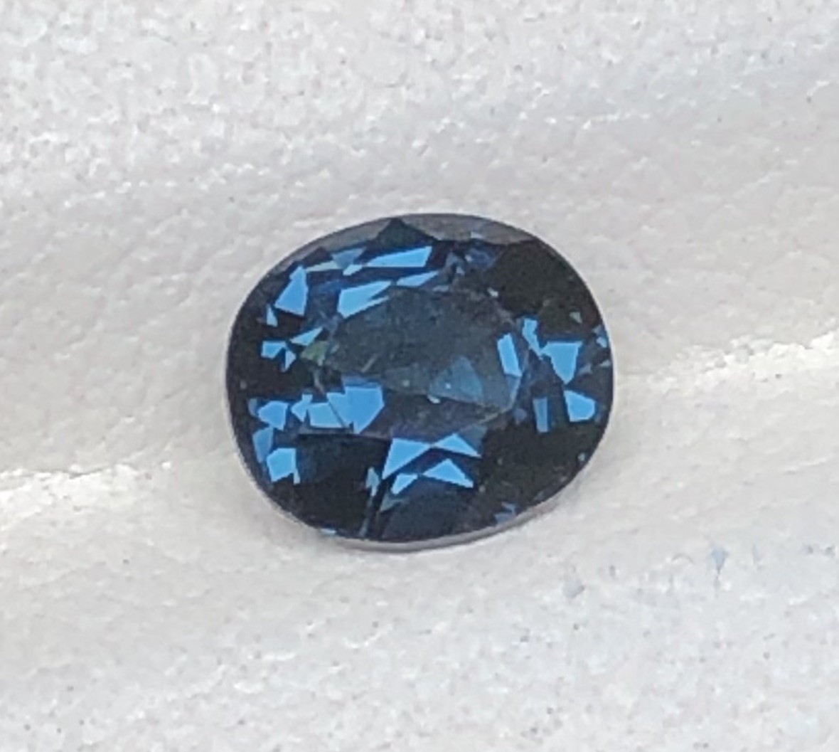 Tanzania Unique Blue Spinel 0.90ct Ct loose gemstones