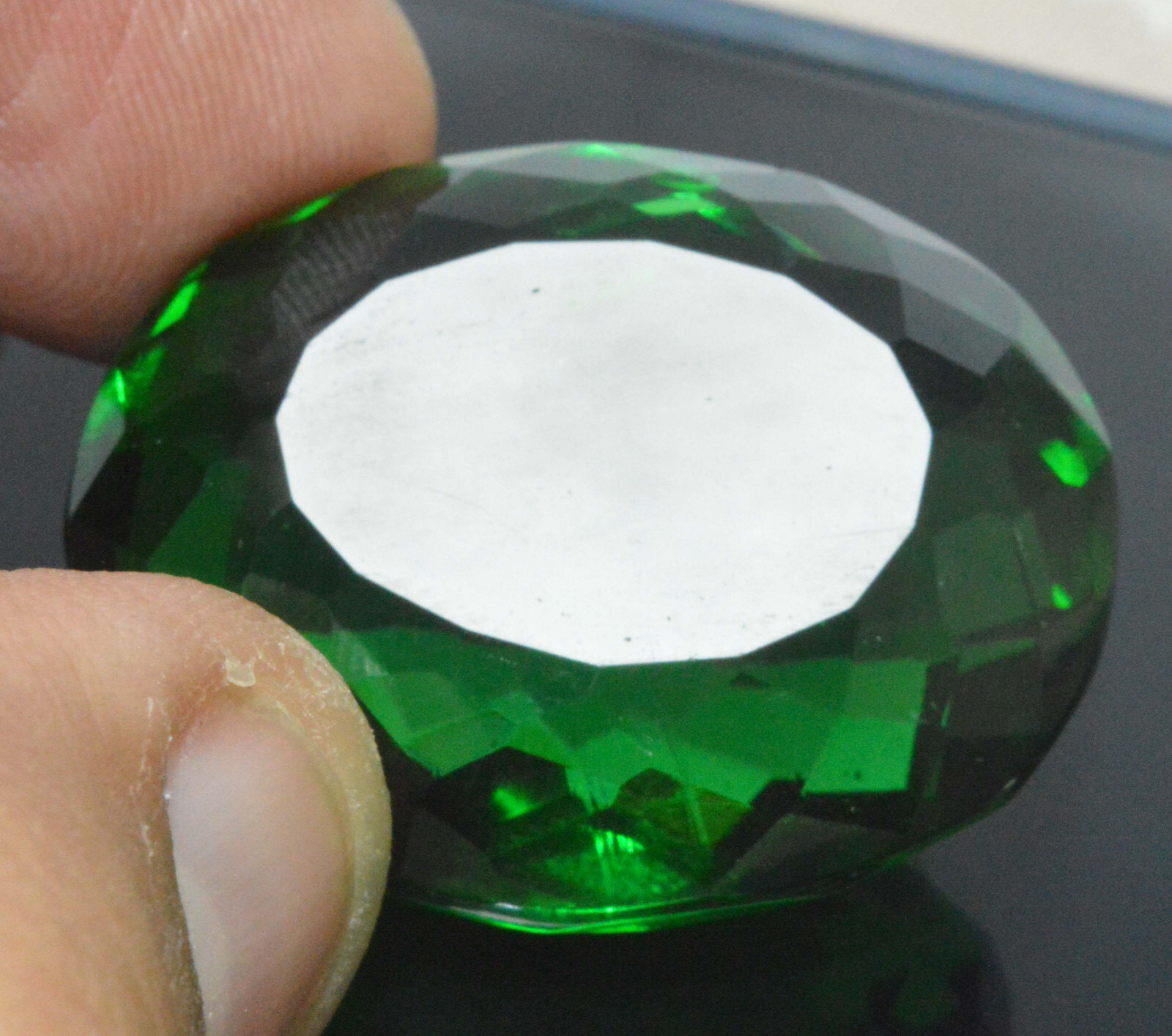 Natural 97.70 Cts OVAL Cut CERTIFIED Colombian Green Emerald Loose Gemstones
