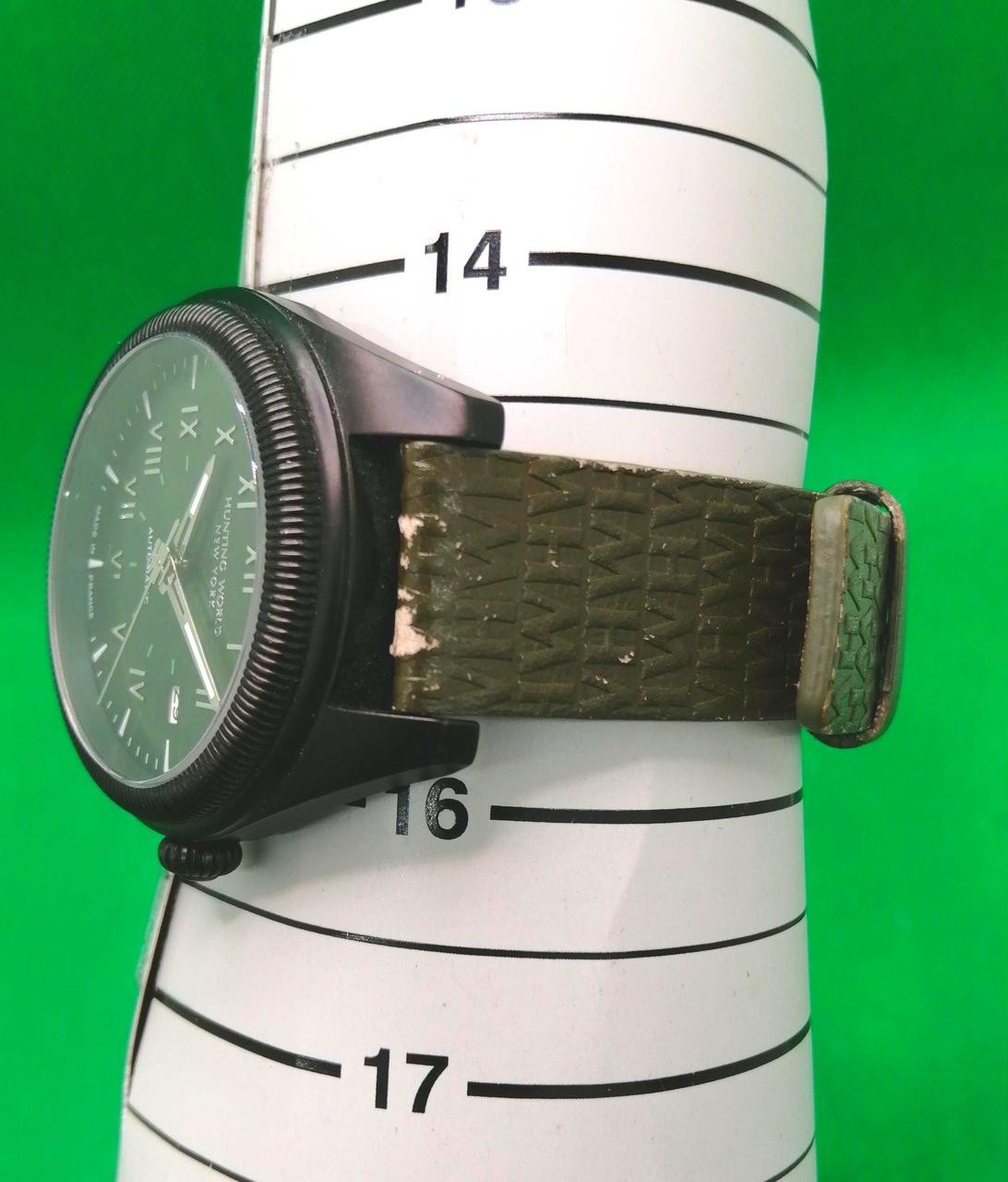 Hunting World WT001 Automatic Wristwatch 15 cm / 5.9 in Used