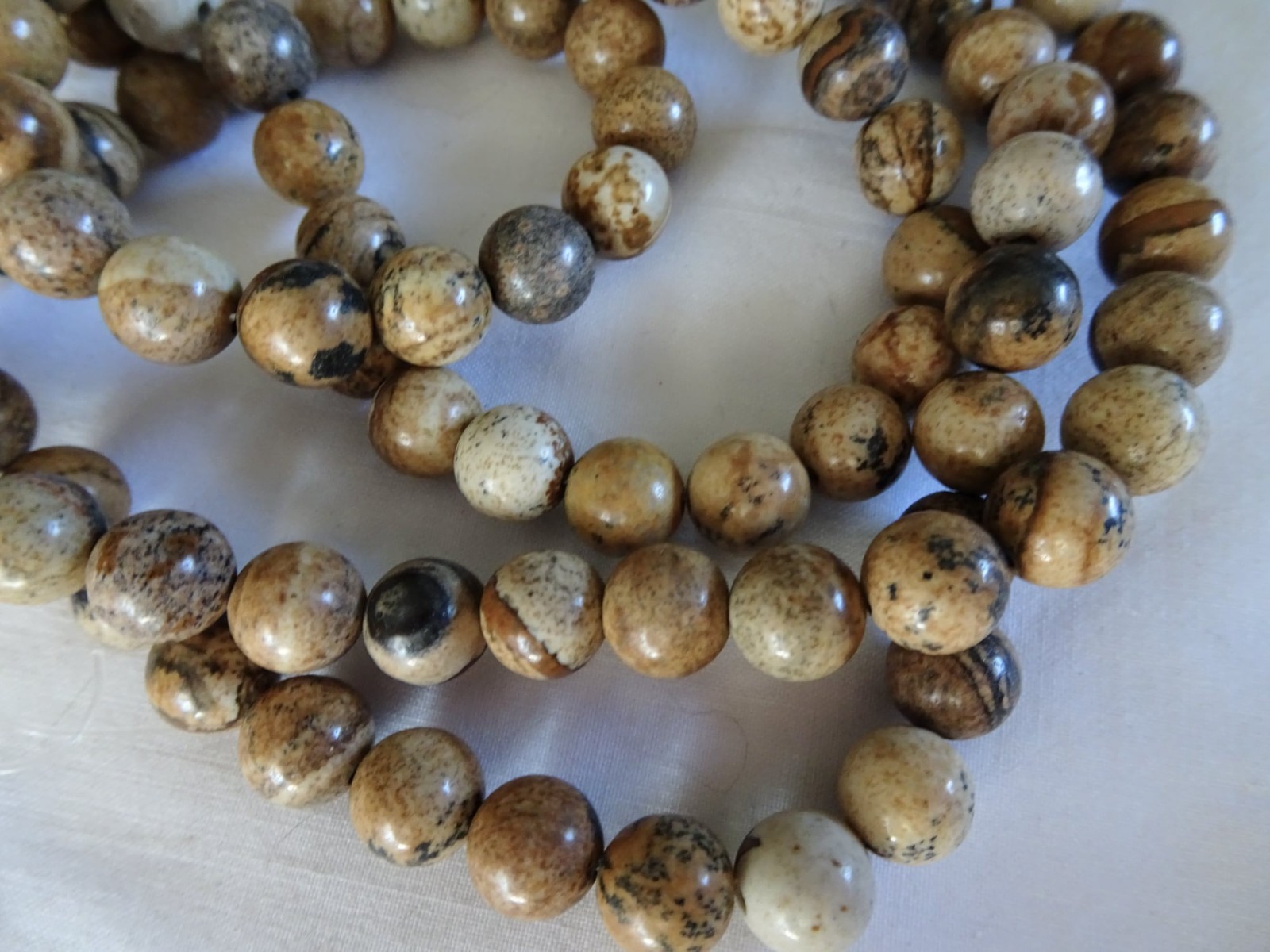 15 3/4″ Strand Natural Picture Jasper Stone Beads 7.25-8mm Smooth Round A890 DNG