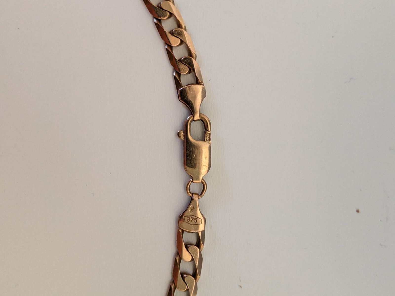 9ct Solid Gold Flat Curb Link Chain / Necklace – 51.5cm / 20.25” Length ~36g