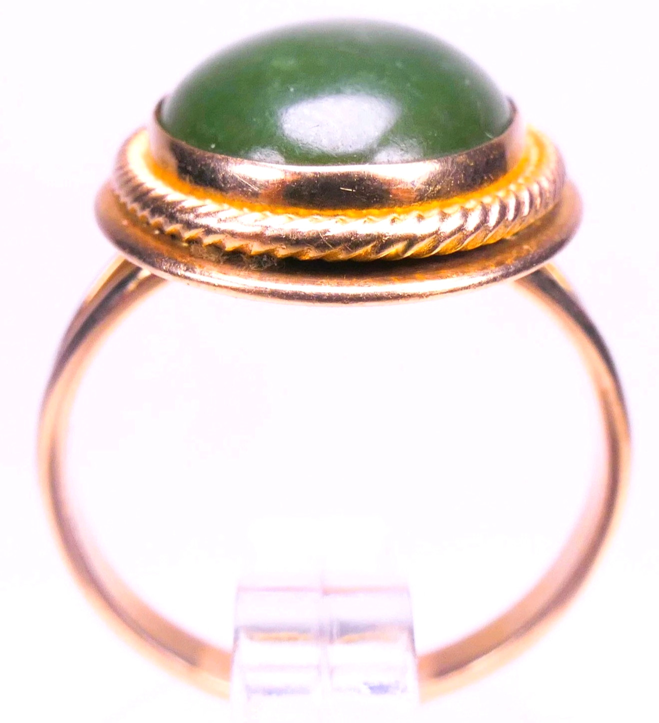 14K Yellow Gold `13.3X9.7mm Oval Jade Cabochon Split Shank Ring Size 4.5 4.10g