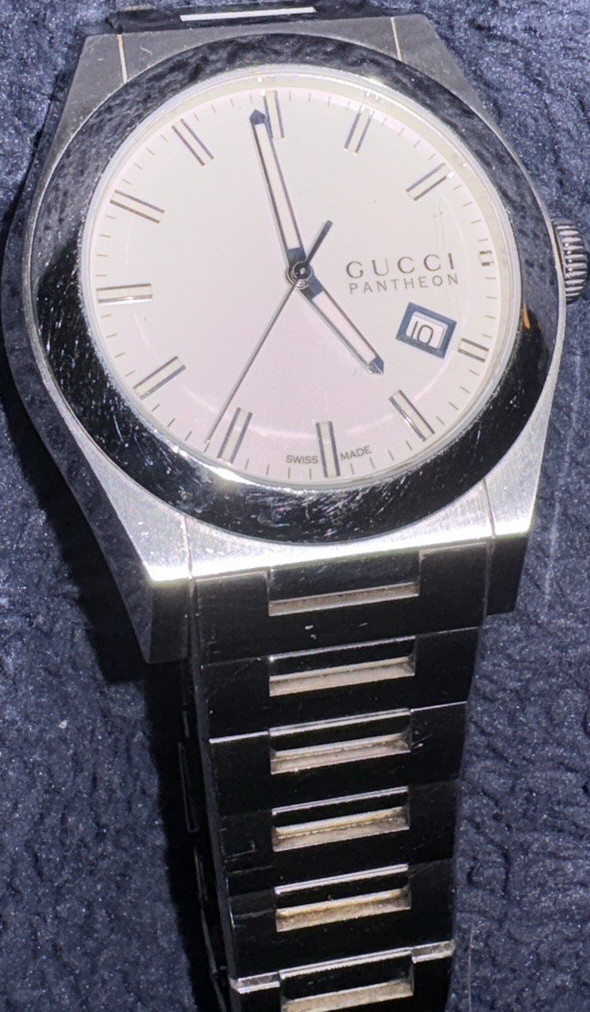 Gucci Pantheon Men’s Quartz 44mm Silver Dial Stainless Steel Bracelet Date