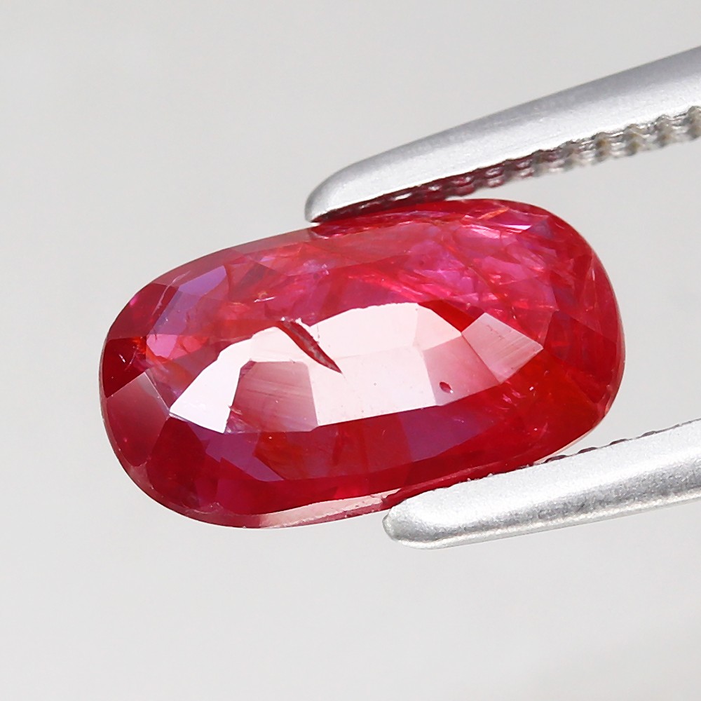1.27ct Oval 8.2×4.7mm Natural Unheated Pinkish Red Ruby – Mozambique, Africa Gem