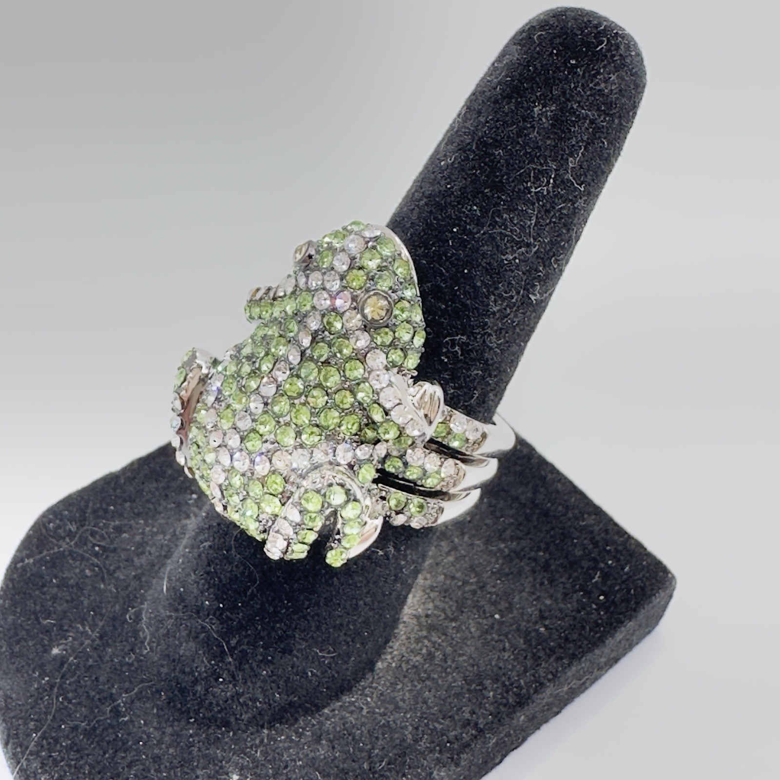 Joan Boyce “Frog” Ring Green Crystal Silvertone Pave Size 6 Statement Party