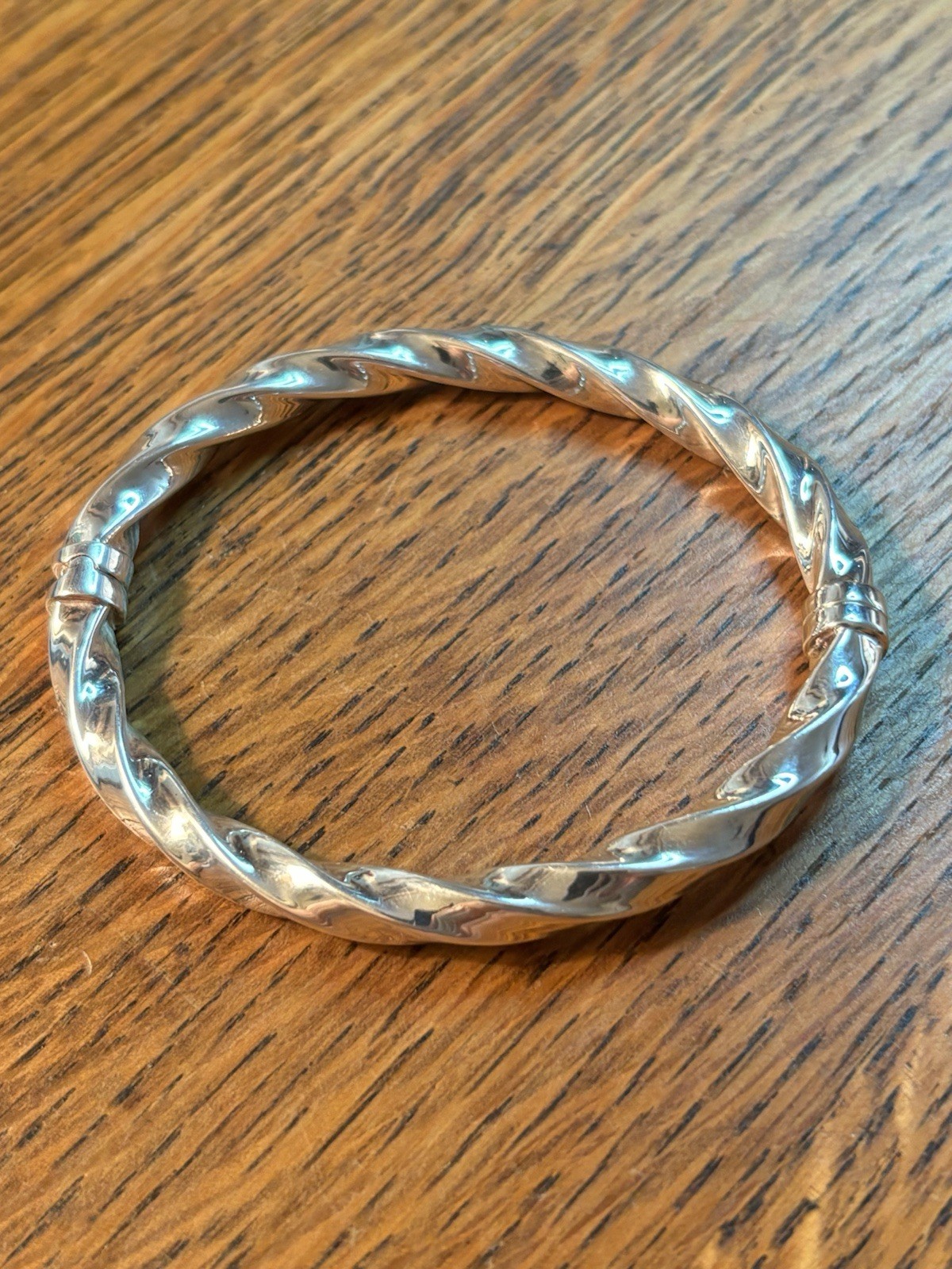 Milor Italy 925 Sterling Silver Hinged Chunky Twisted Bangle Bracelet 7.25″