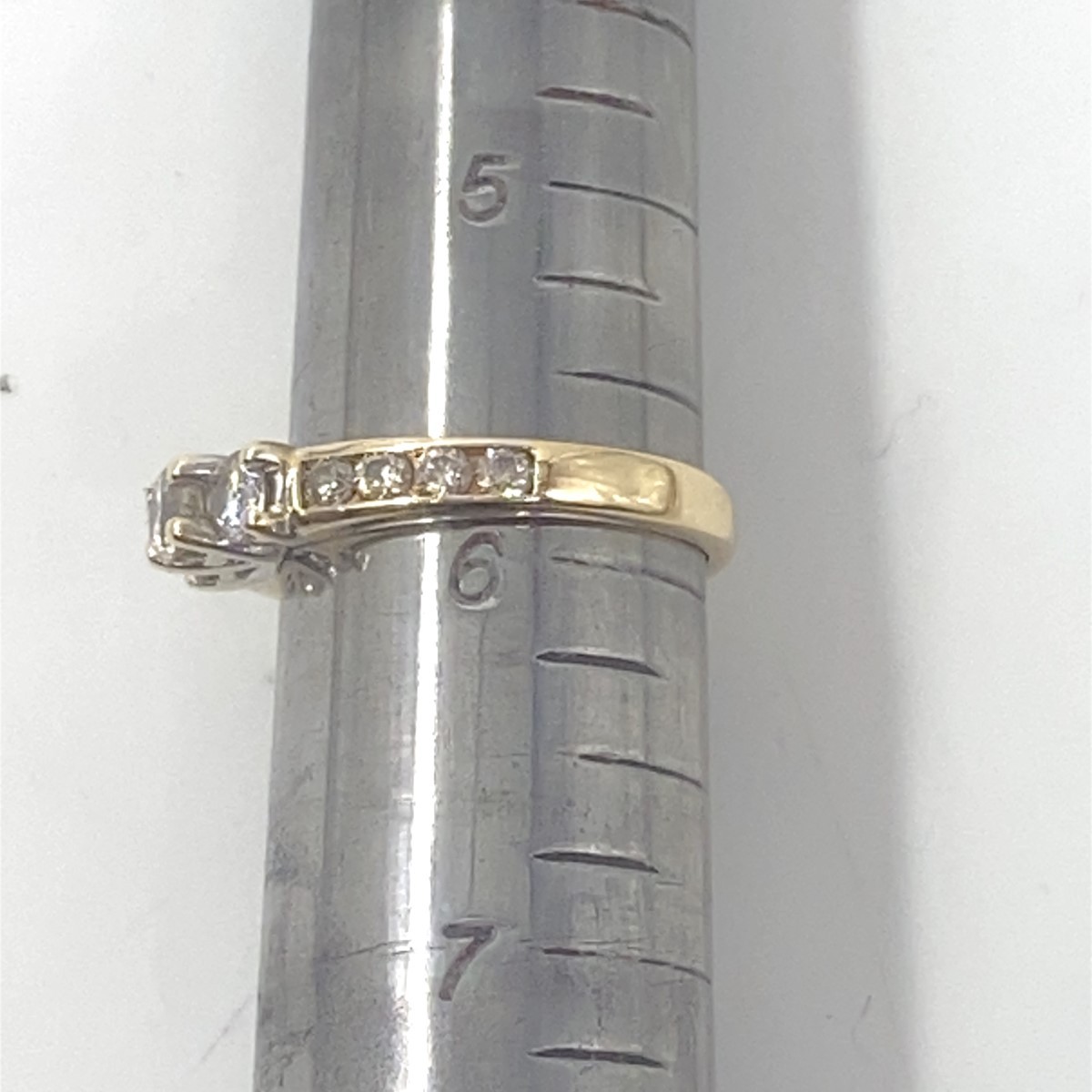 10K Yellow Gold Round Brilliant Diamond Anniversary Ring .90 CTW sz (MI1056538)