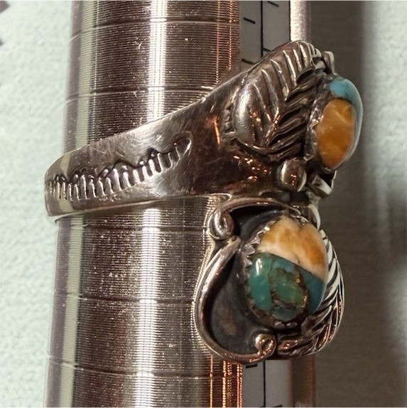 Sterling Silver 925 Bypass Ring Size 10. Spiny Oyster
