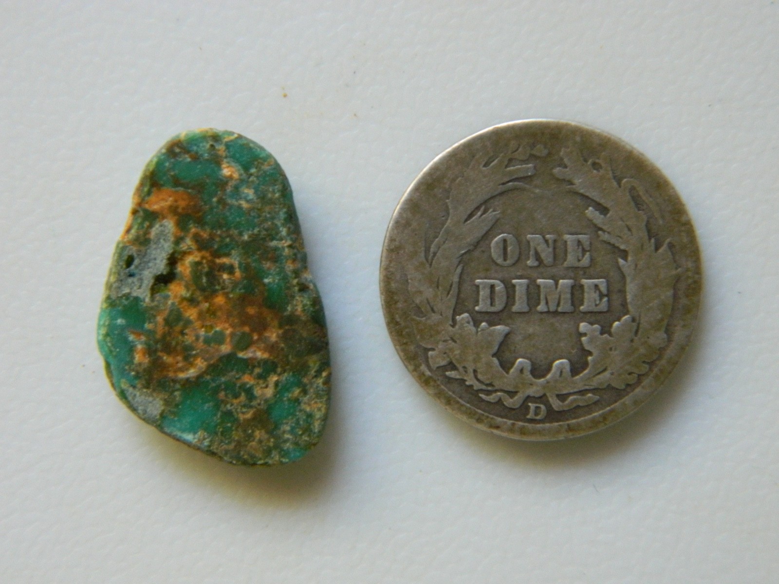 Gem Quality Natural Nevada Stone mountain turquoise cabochon