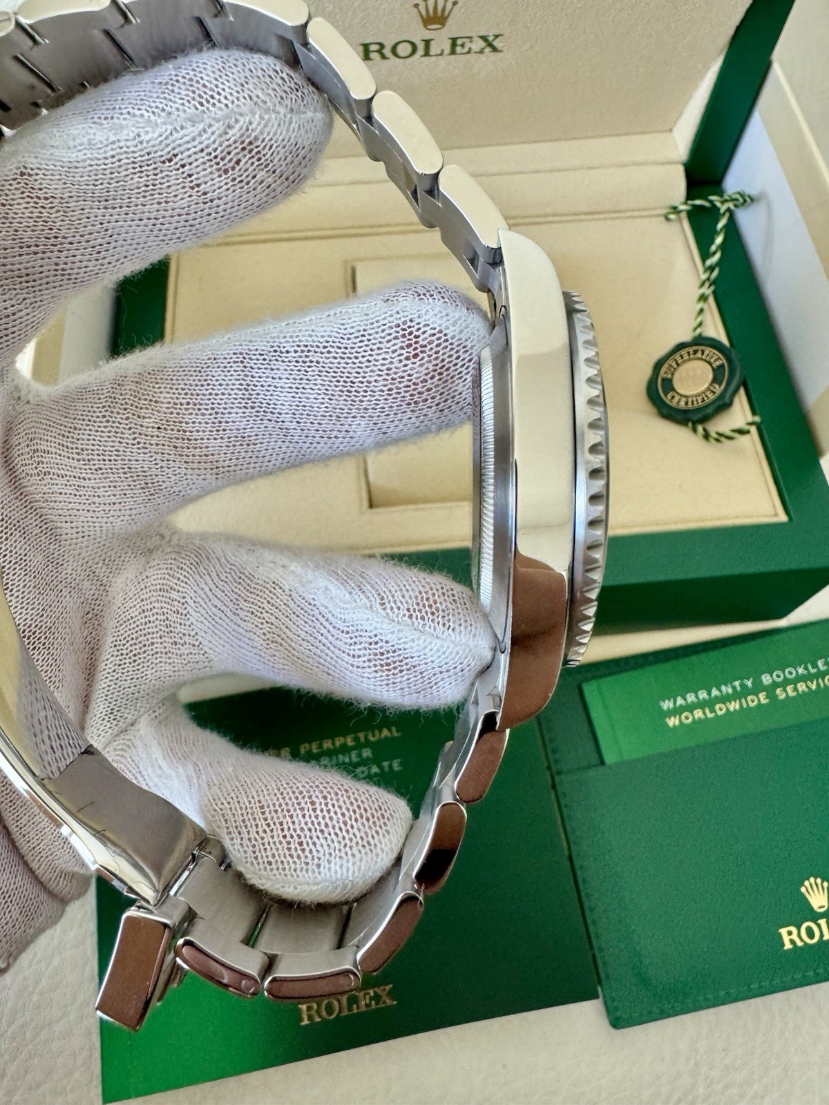 2024 Rolex Submariner Date 126610LV “Starbucks 41mm Green Bezel Black Dial