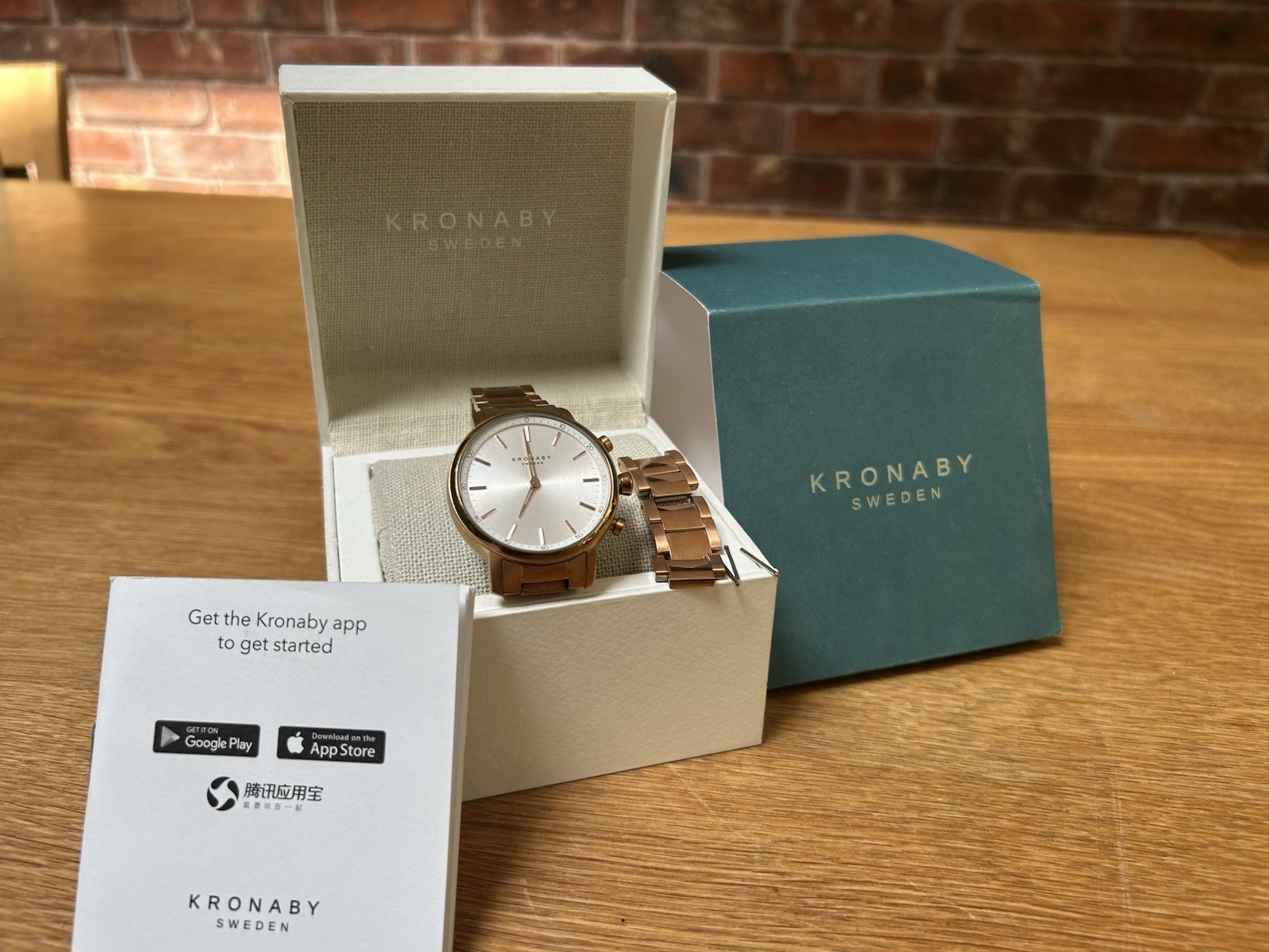 Kronaby Hybrid Smart Watch Carat 38 Rose – White, Rose Bracelet