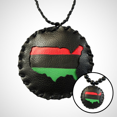 90’s FAUX LEATHER USA MEDALLION NECKLACE