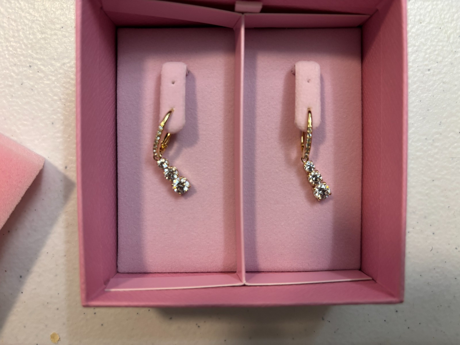 Swarovski Stilla Attract Hoop Earrings Round Cut White, Gold-Tone Plated 5723300