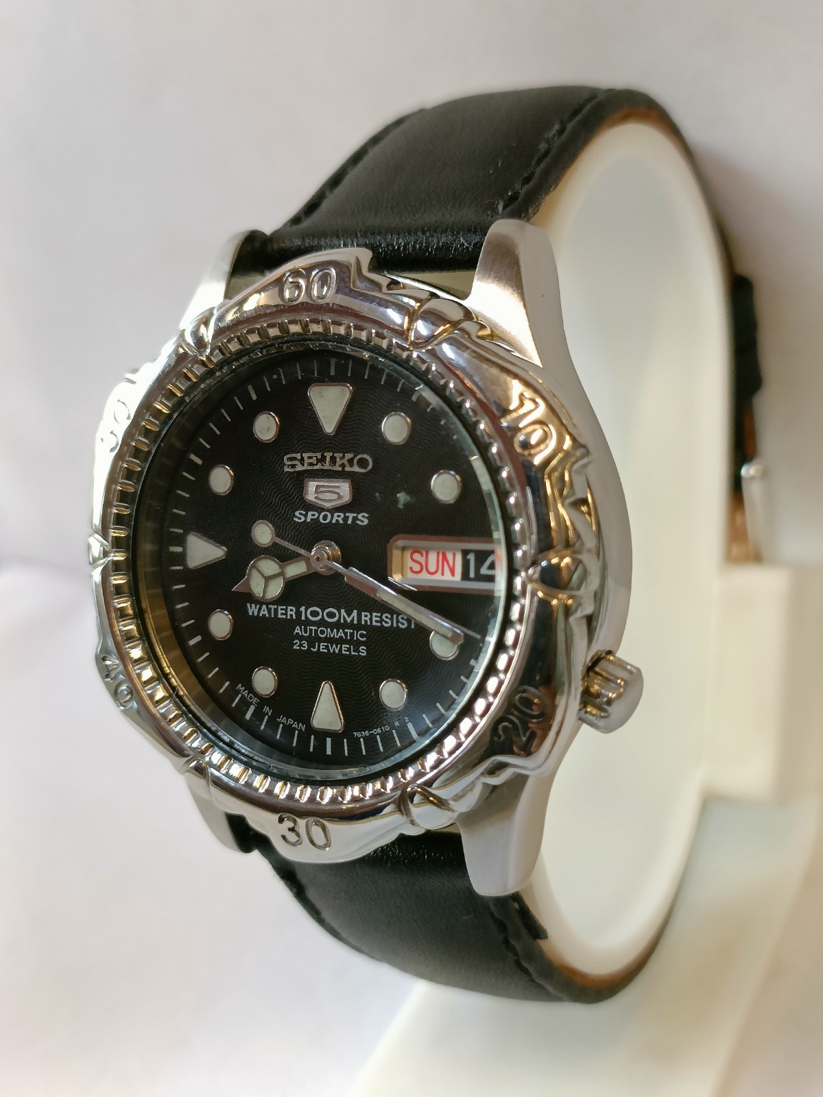 VINTAGE SEIKO 5 SPORTS AUTOMATIC BLACK DIAL 7S36 JAPAN MEN’S WORKING