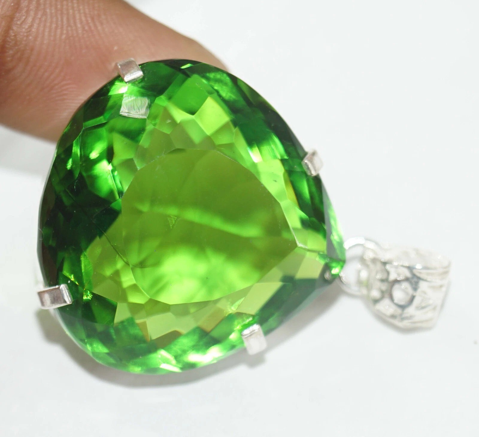 Certified Natural 101.60 Ct Green Topaz Pear Cut Pendant Loose Gemstone