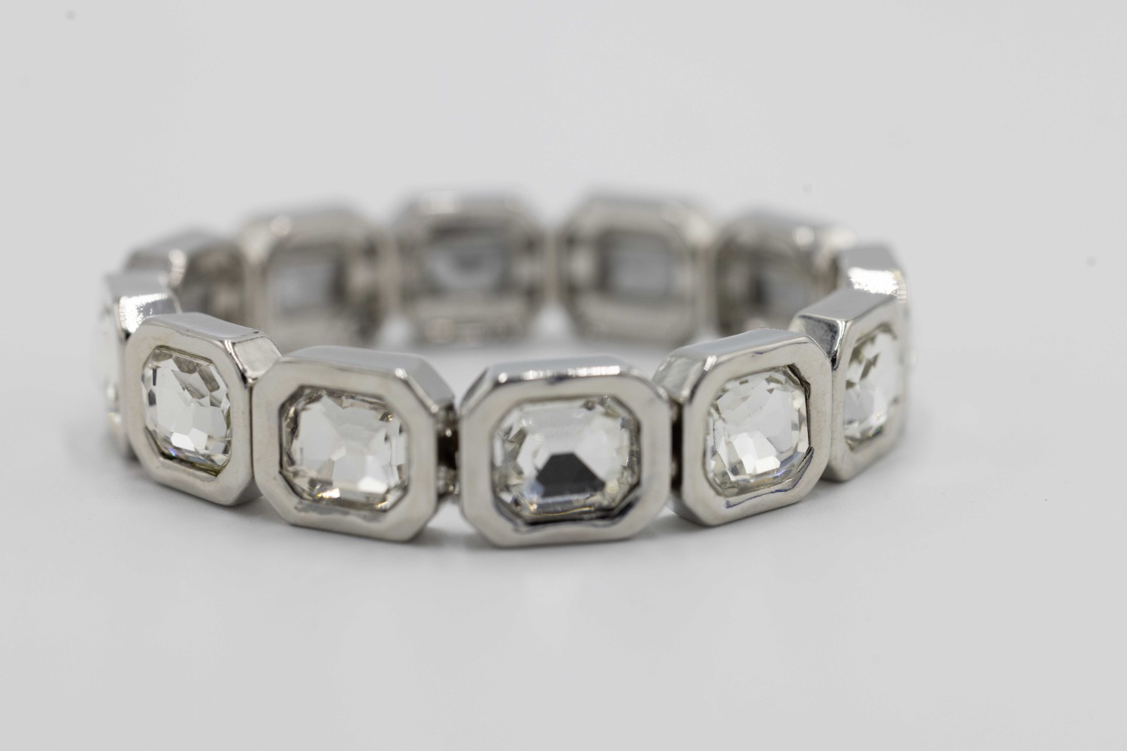 Charter Club Silver-Tone Women’s Bracelet MSRP $70 Clear Rhinestones Stretch NWT