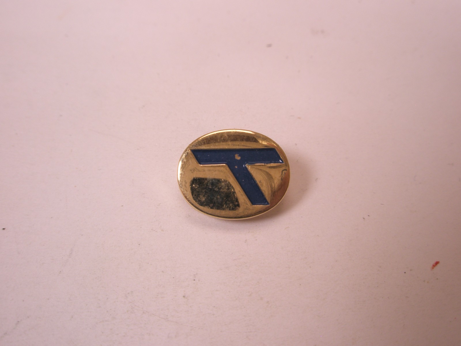 1970’s Eastern Air Lines Logo Employee Vintage Tie Tack Lapel Pin h112