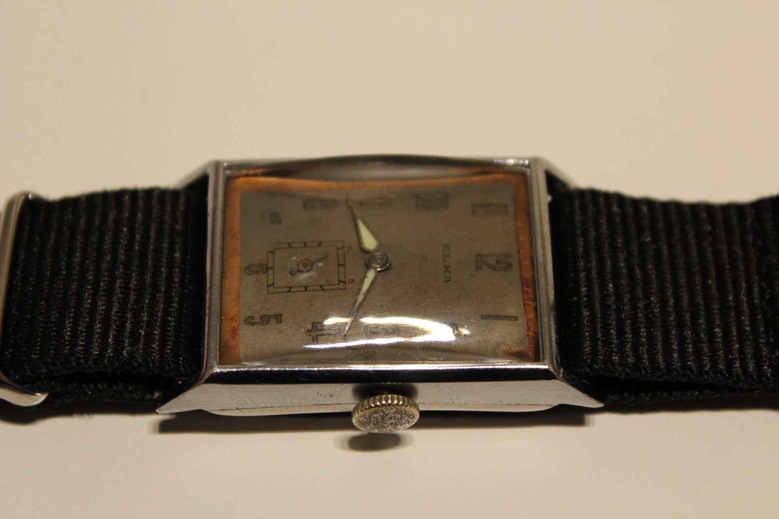 VINTAGE WW2 MILITARY RARE BIG RECTANGULAR MECHANICAL MEN’S WATCH “ELKA” 16 J
