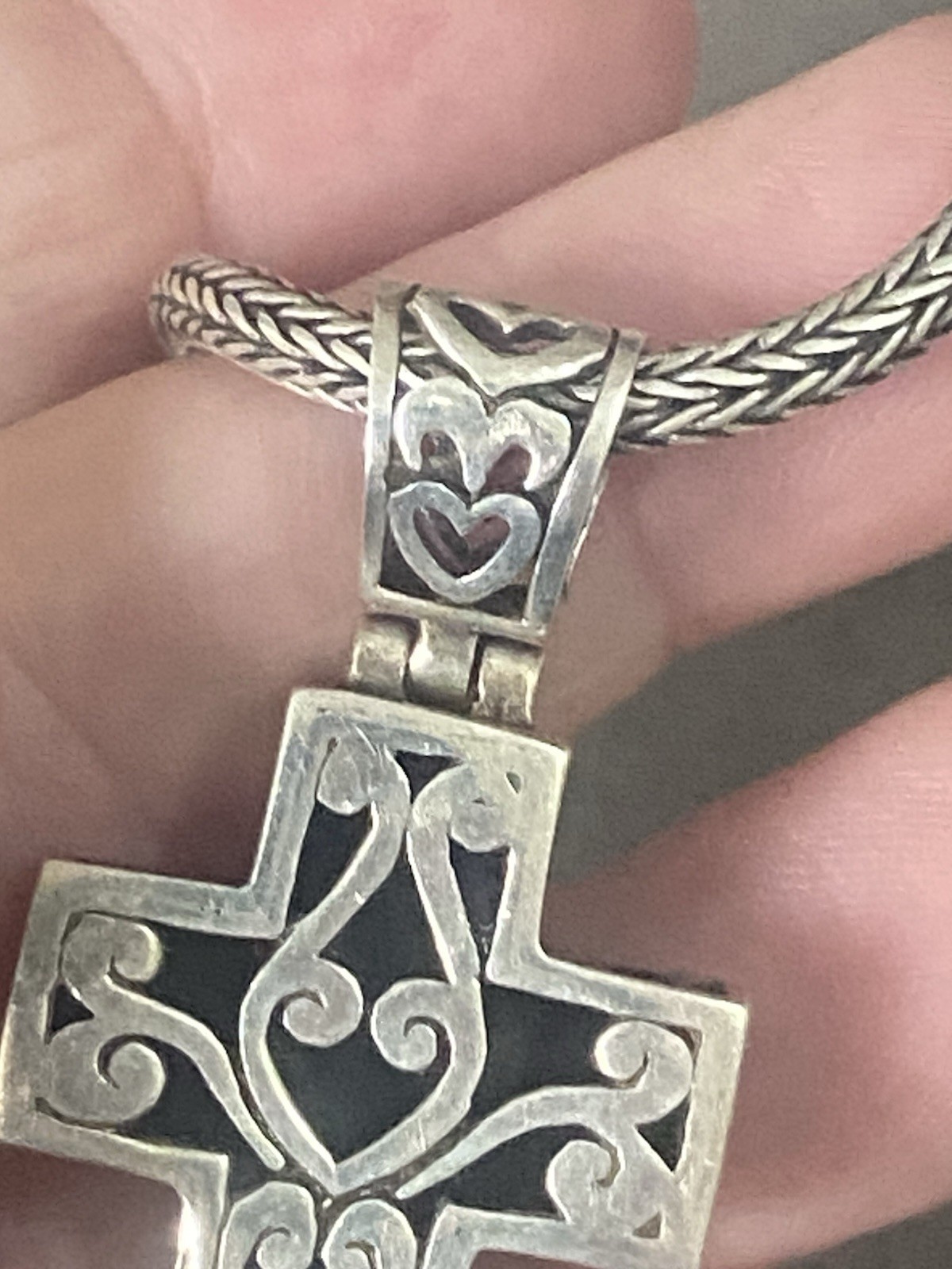 Sterling Silver Byzantine Chain W/Cross Pendant 40g
