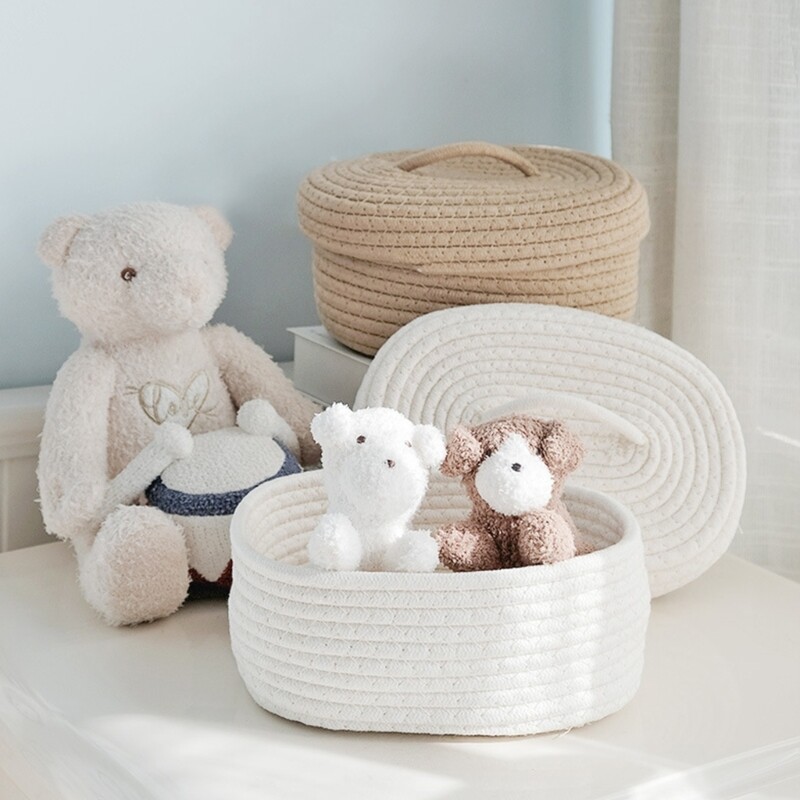 Woven Oval Storage Box with Lid Portable Indoor Outdoor Traveling Camp
