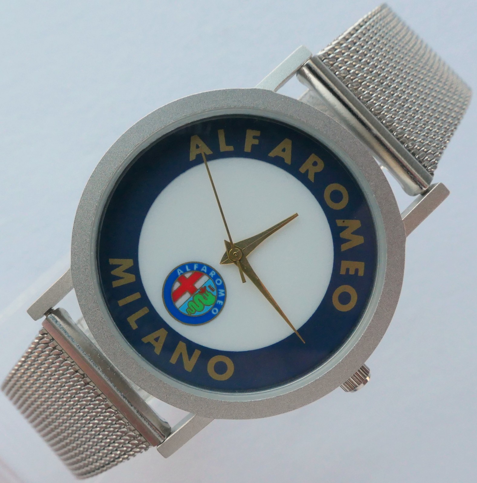 Alfa Romeo Milano Spider Classic Driver Pilot Racing Sport Car Accessory Watch